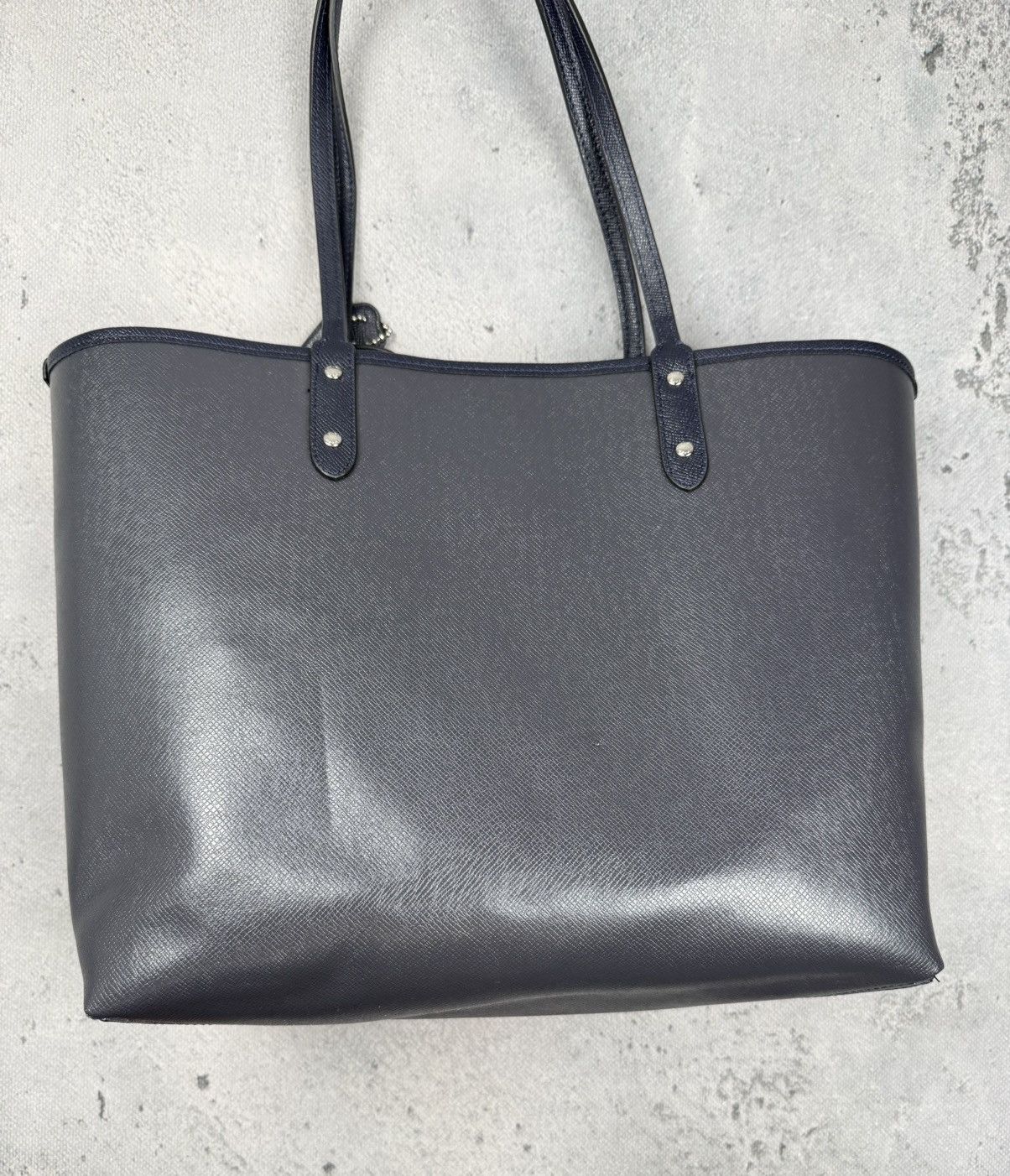 Coach Coach Reversible Navy Print City Tote Bag Leather Pouch y2k Size ONE SIZE - 9 Thumbnail