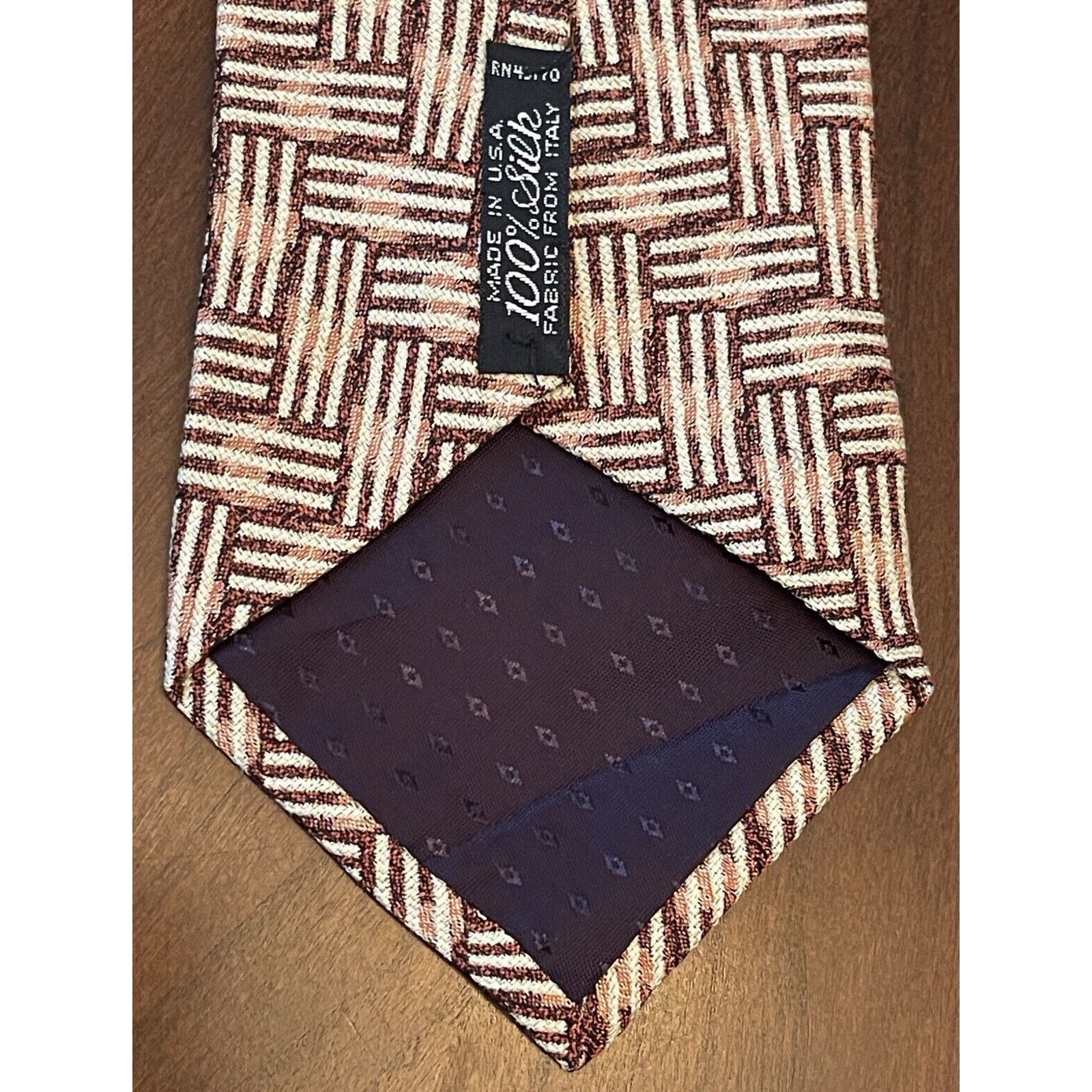 Geoffrey Beene Geoffrey Beene 100% Silk Fabric From Italy Made In Usa Size ONE SIZE - 2 Thumbnail