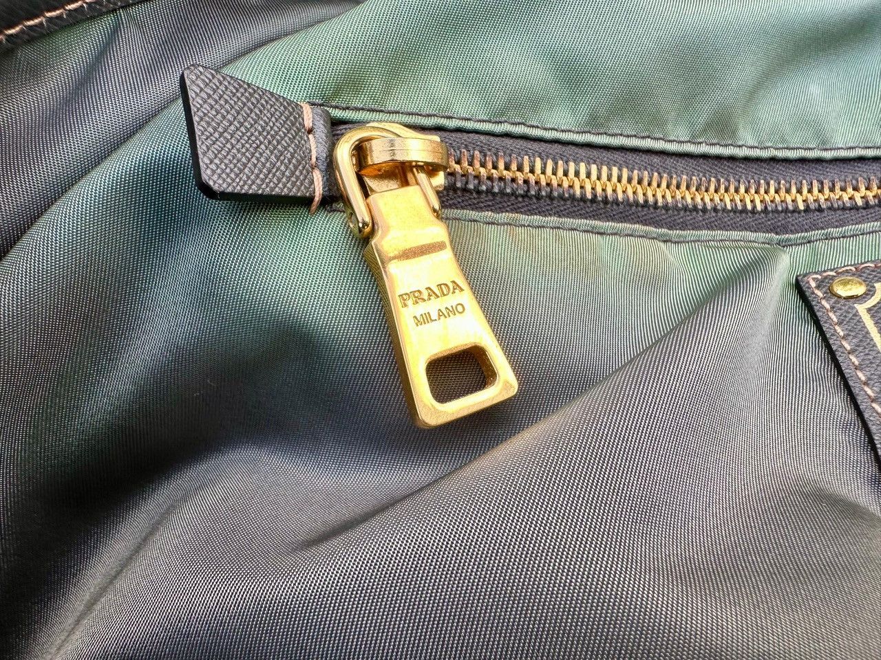 Prada Authentic Prada Tessuto Nyalon Tote Shoulder Bag Size ONE SIZE - 11 Thumbnail