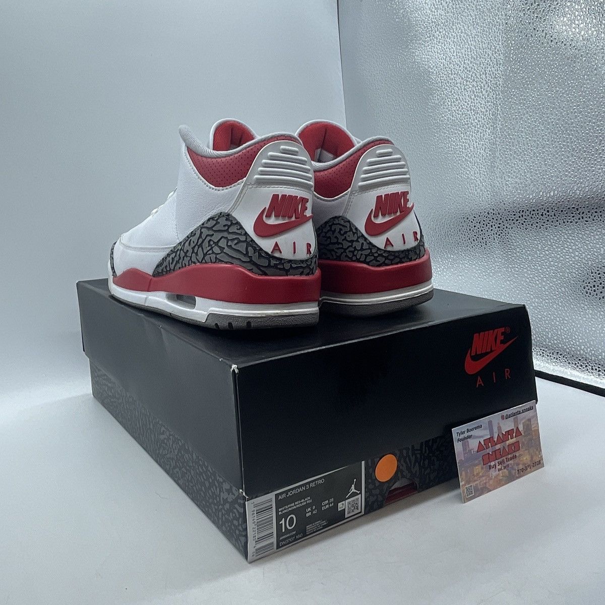 Jordan Brand Air Jordan 3 fire red Size US 10 / EU 43 - 4 Thumbnail
