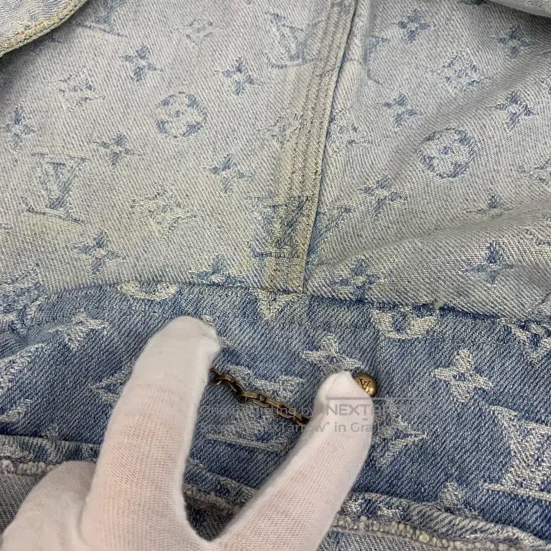 Louis Vuitton Louis Vuitton NBA Co-Branded Light Blue Retro Old Logo Jac Size US L / EU 52-54 / 3 - 8 Thumbnail