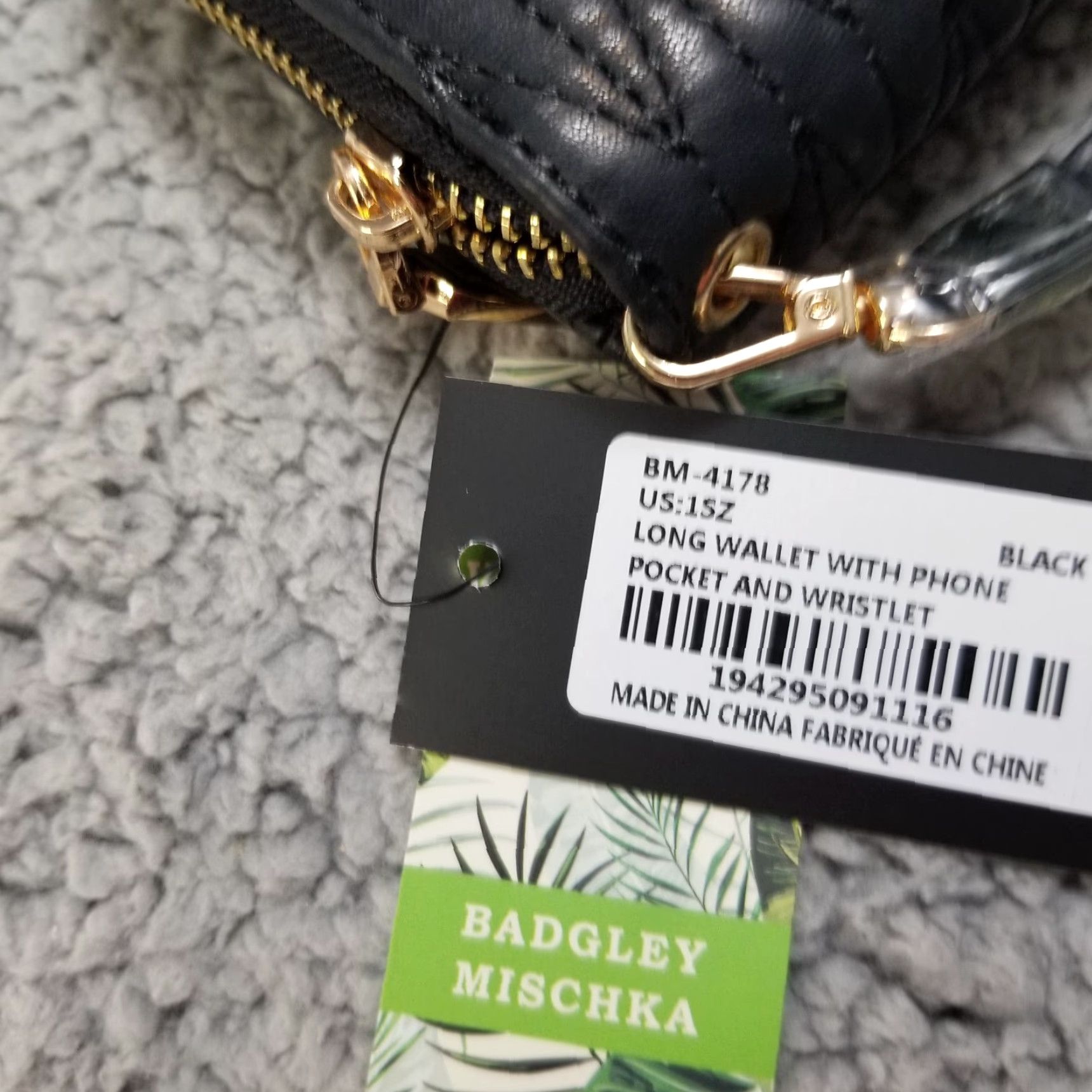 Badgley Mischka VINTAGE Badgley Mischka Wallet Wristlet with Phone Pocket Women One Size Black Faux Leather 2000s Size ONE SIZE - 3 Thumbnail