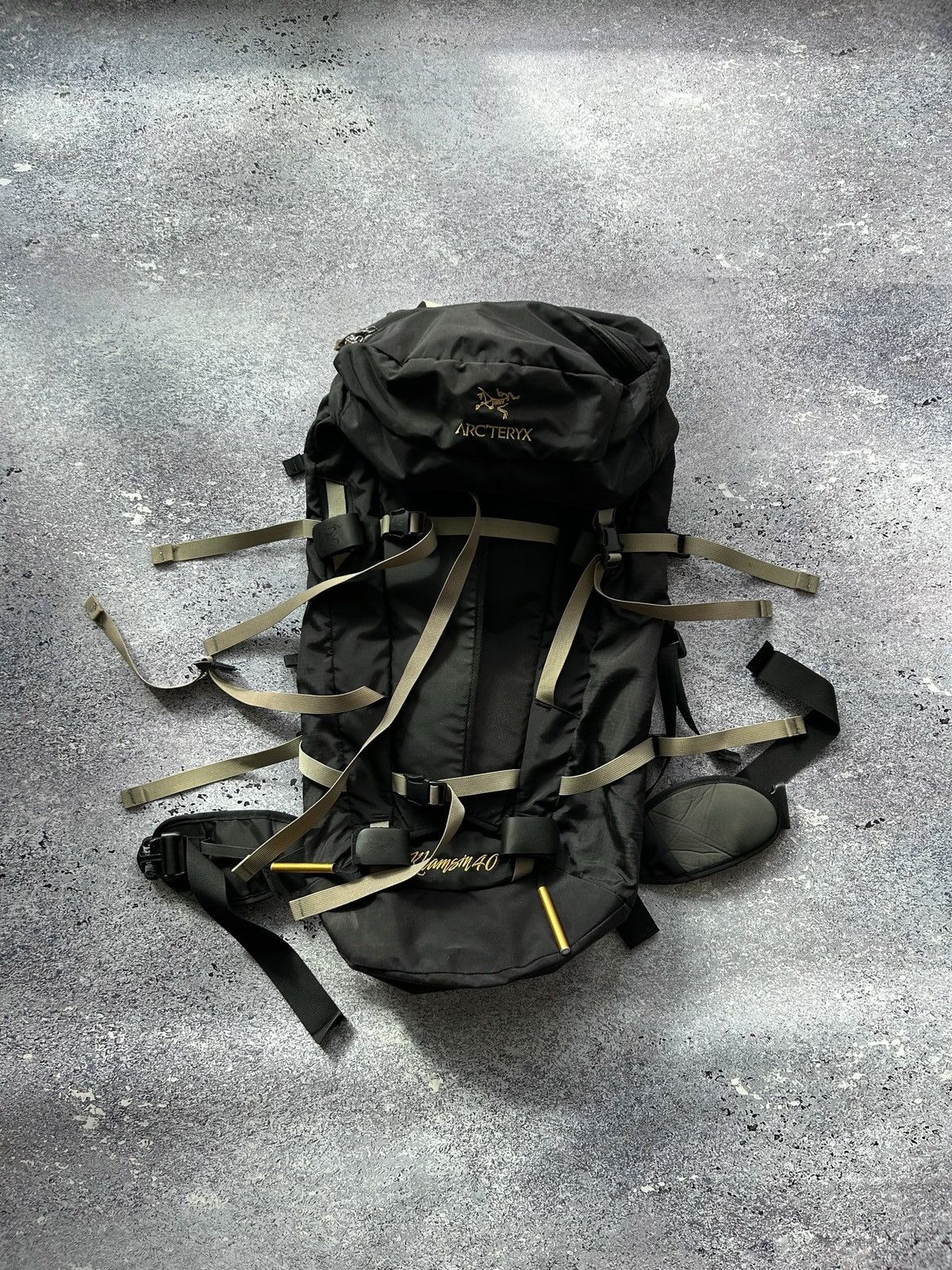 image of Arcteryx x Outdoor Style Go Out Arc’Teryx Back Pack Outdoor Gorpcore in Black, Men's