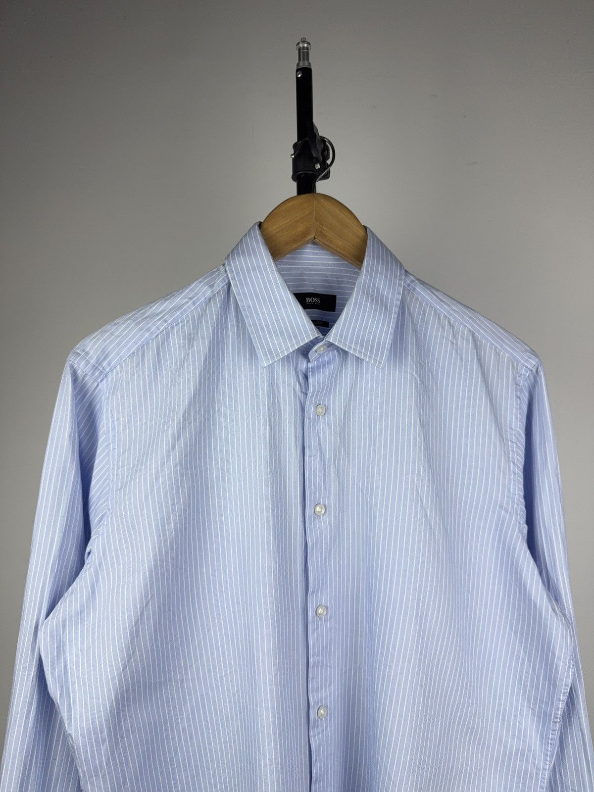 Hugo Boss Boss Hugo Boss Blue Striped Shirt Regular Fit 39 15 1/2 M Size US M / EU 48-50 / 2 - 2 Thumbnail