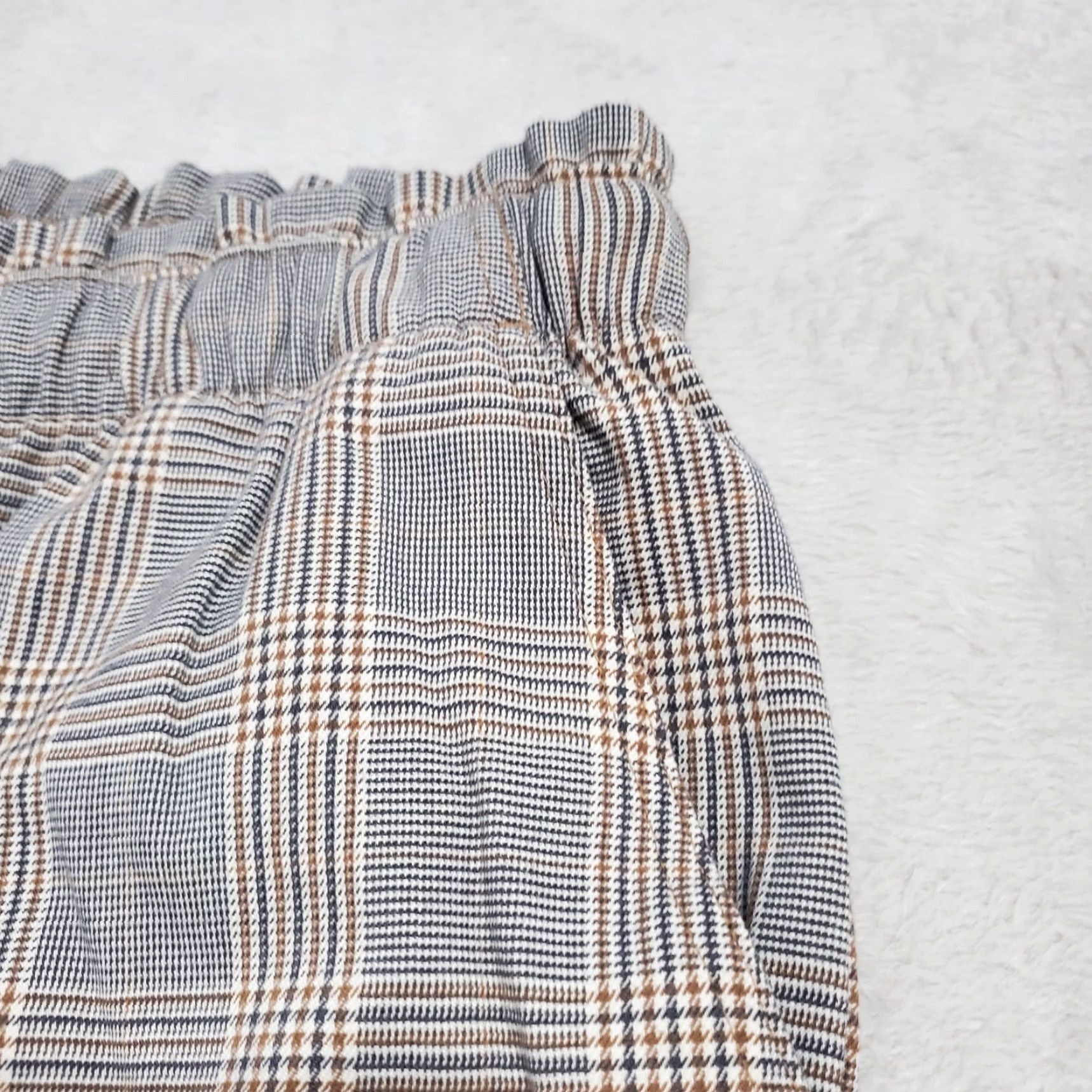 Abercrombie & Fitch Abercrombie & Fitch Pants Women XL Gray Plaid High Rise Cropped Pull On NWT Elastic Waist Pockets Slit 26 Inseam Size 40" / US 18 - 7 Thumbnail