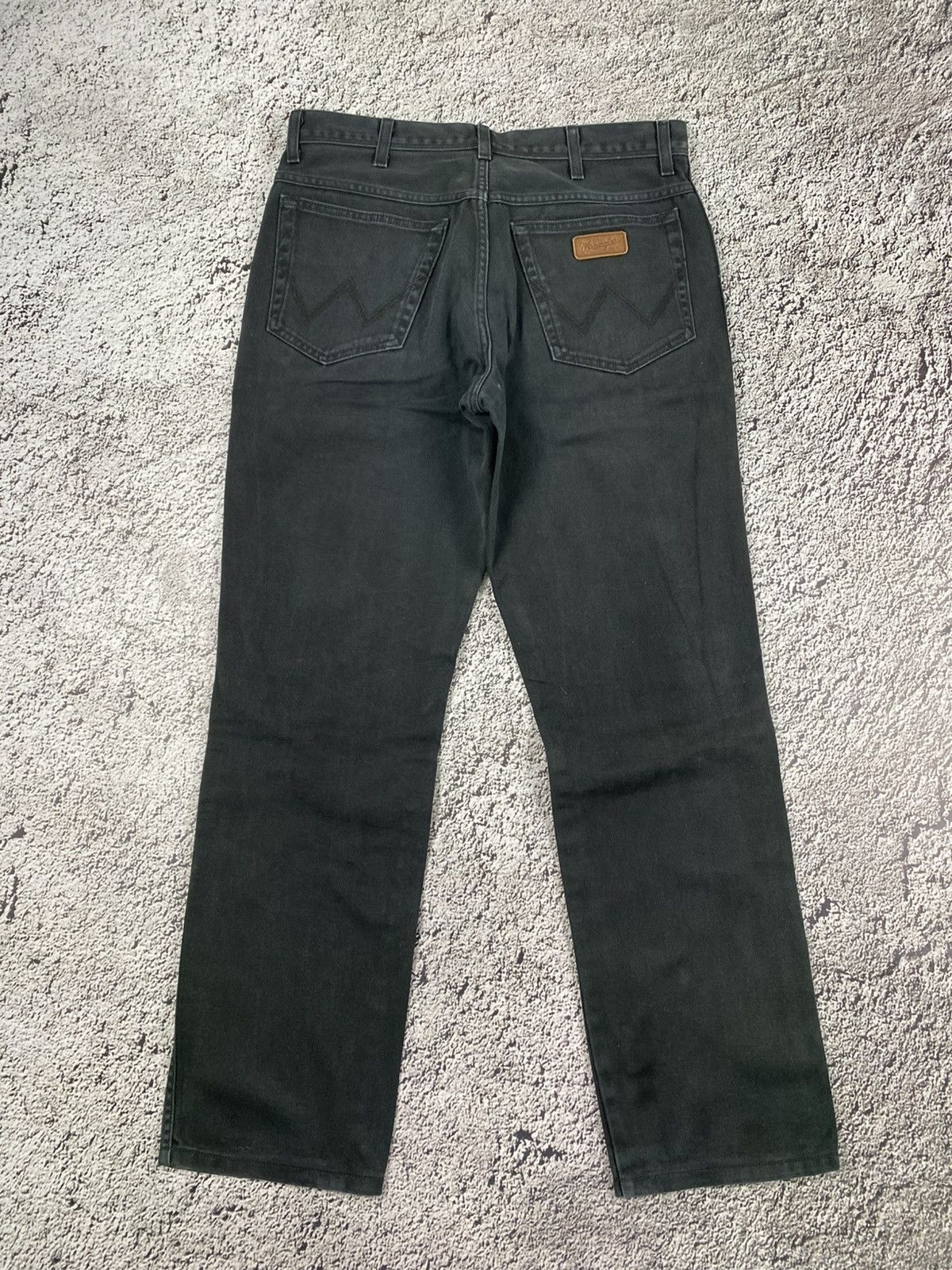 Vintage Vintage Y2K Wrangler faded straight denim jeans streetwear Size US 34 / EU 50 - 1 Thumbnail