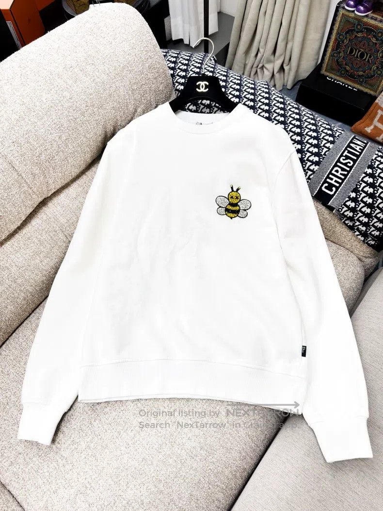 Dior Dior Rhinestone Little Bee White Sweatshirt Size US L / EU 52-54 / 3 - 2 Thumbnail