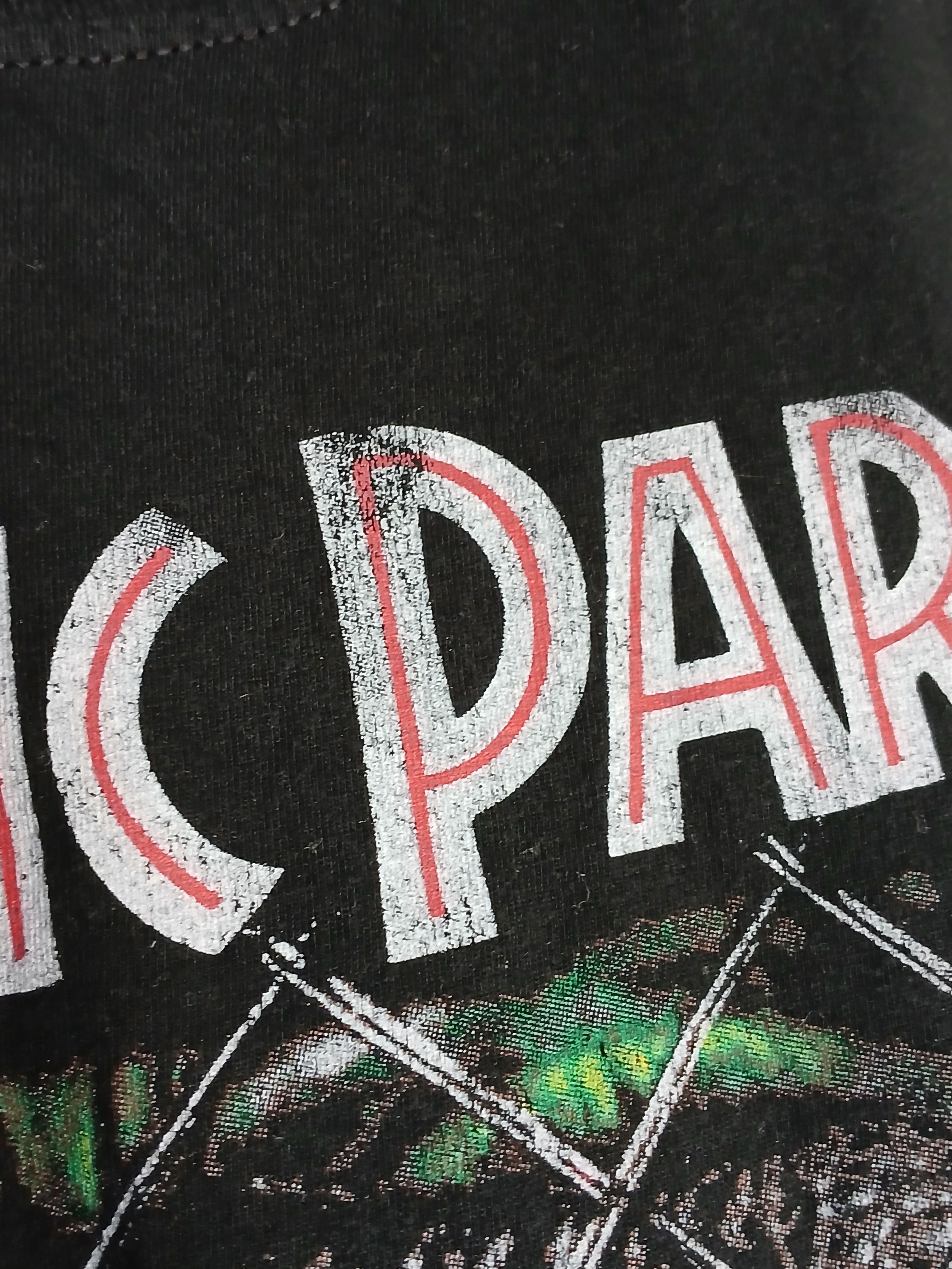 Vintage Vintage Jurassic Park Movie T-Shirt Size US L / EU 52-54 / 3 - 5 Thumbnail