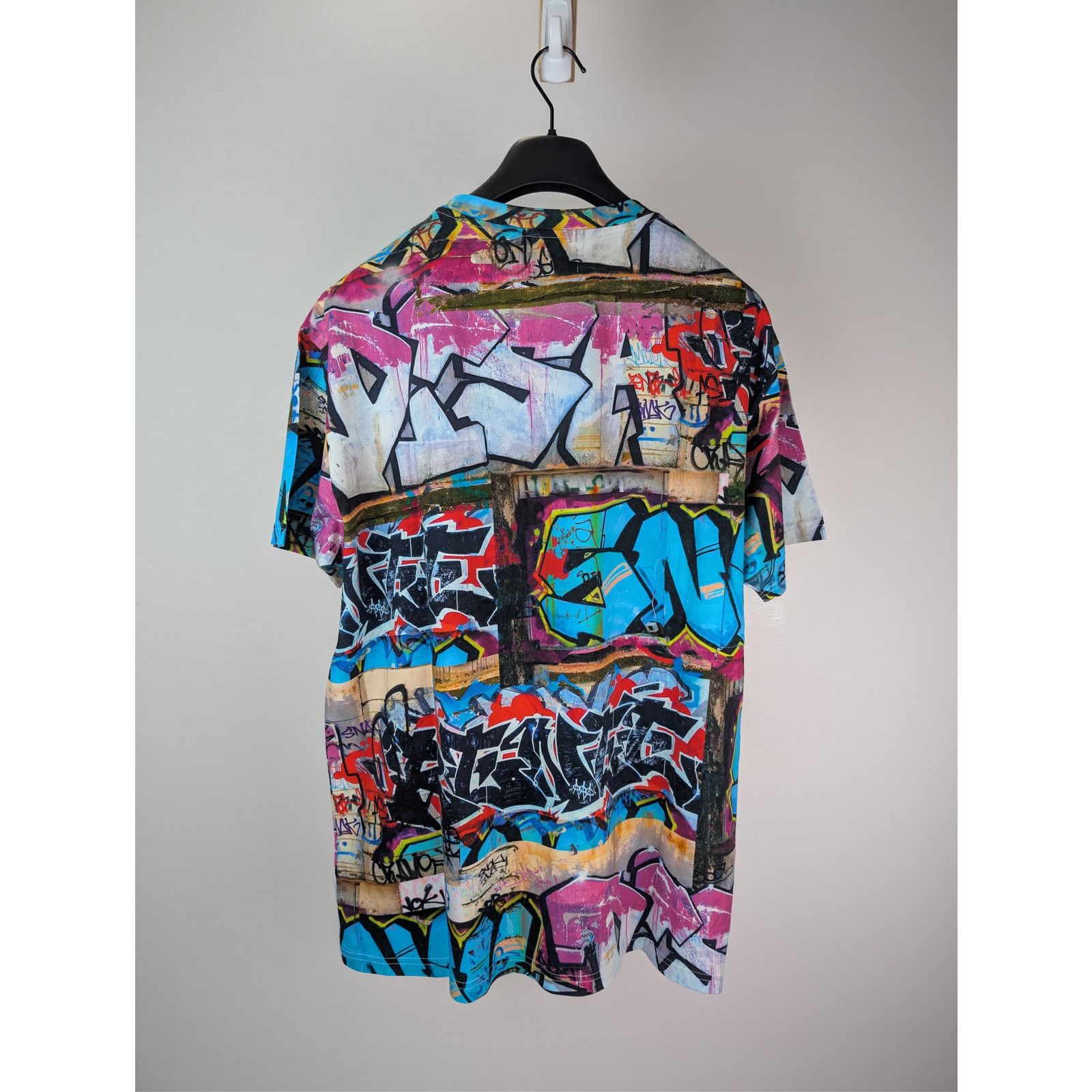 Vivienne Westwood o1rshd1 Classic Graffiti Print T-Shirt in Multiolor Size US XXL / EU 58 / 5 - 11 Thumbnail
