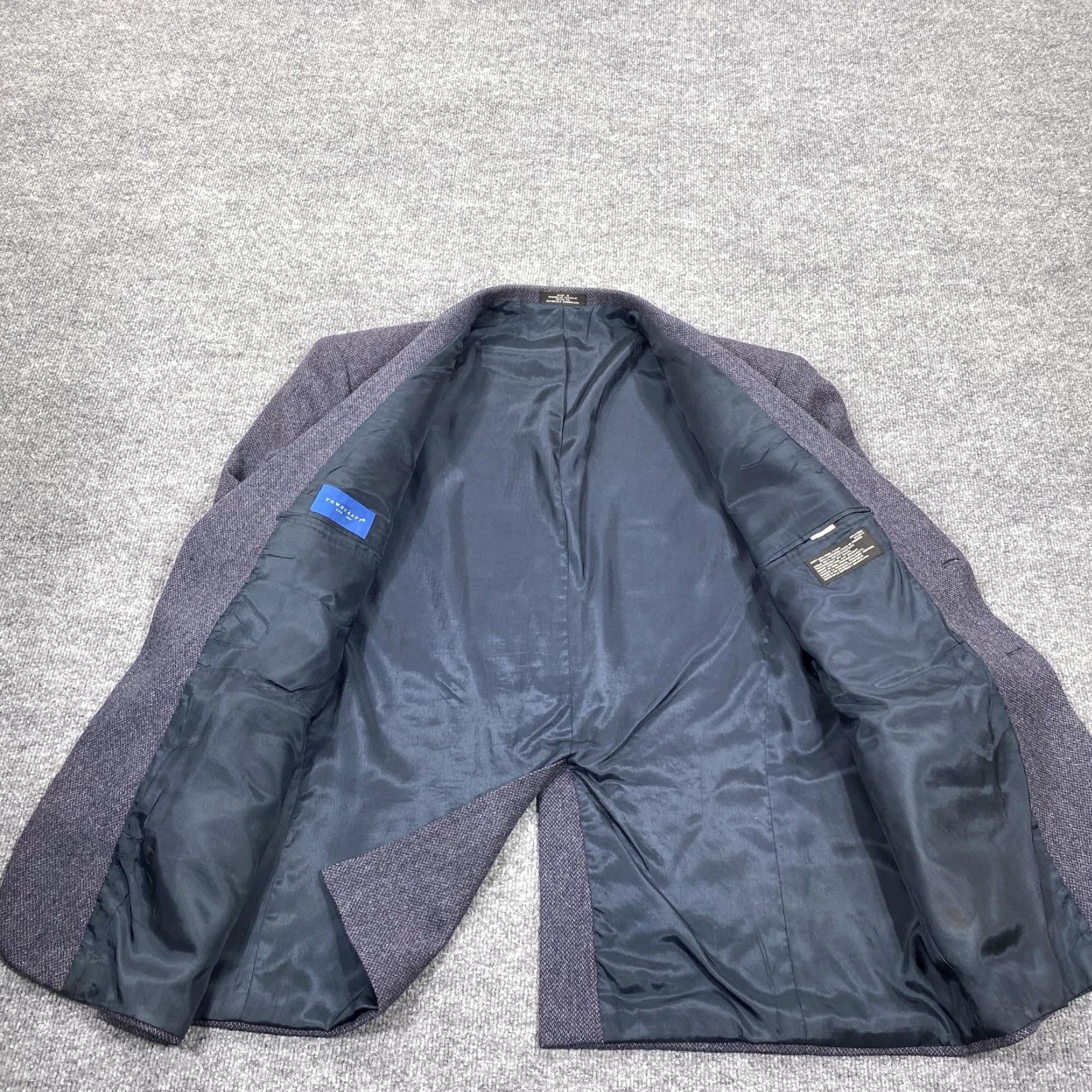 Vintage Towncraft Sport Coat Mens 48R Blue Tweed Wool Herringbone Two Button Jacket Coat Long Sleeve Notch Lapel Business Casual Vintage No Size US M / EU 48-50 / 2 - 3 Thumbnail