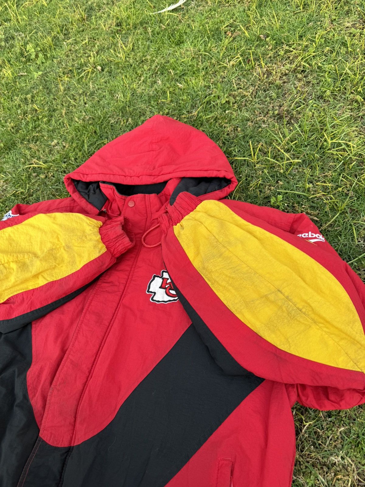 Reebok Vintage Red + Black Reebok NFL Pro Line Kansas City Chiefs Size US L / EU 52-54 / 3 - 7 Thumbnail