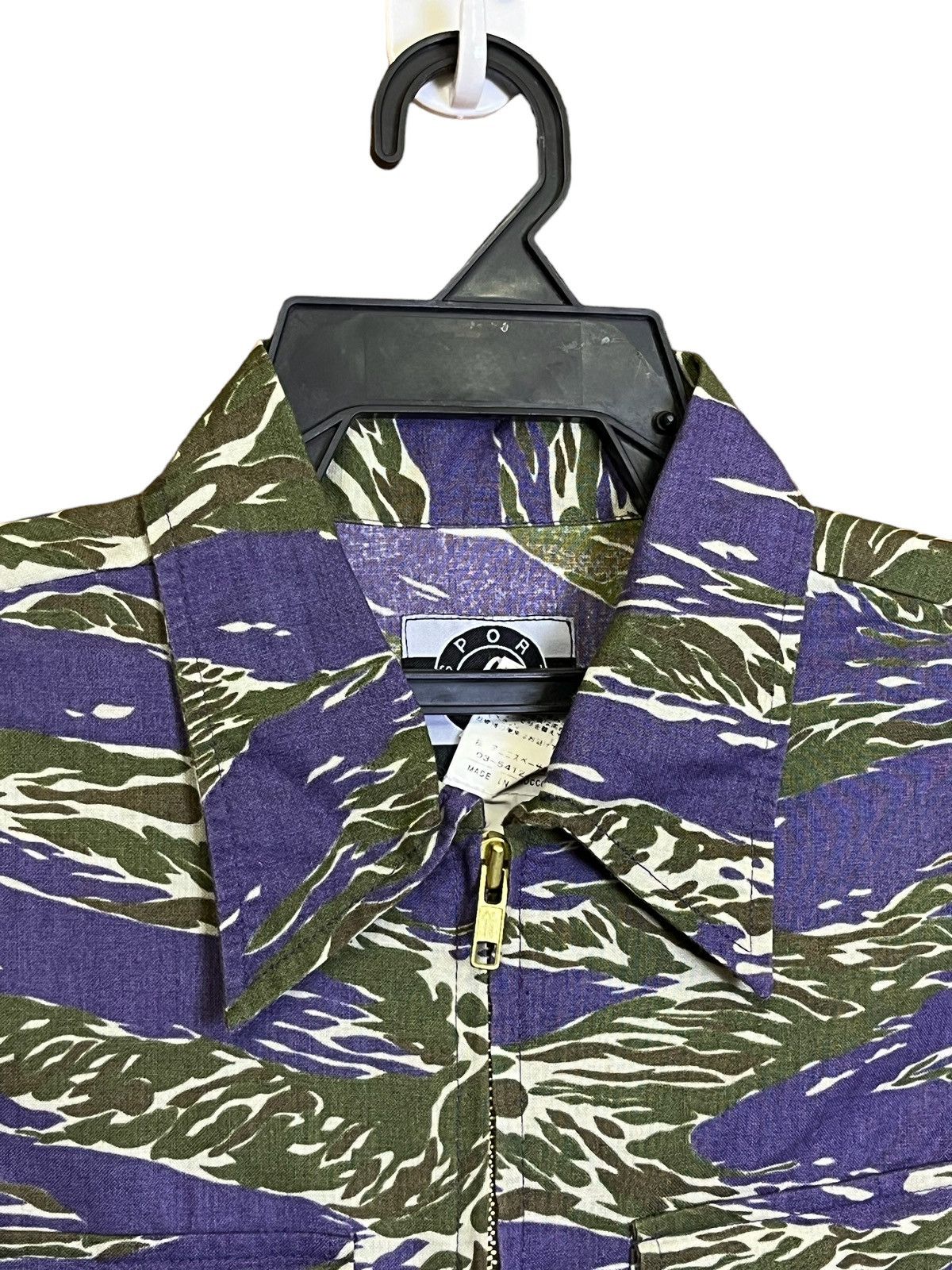 agnes b. AGNES B. SPORT CAMO TIGER STRIPED ZIPPER L/S SHIRT Size XS / US 0-2 / IT 36-38 - 4 Thumbnail
