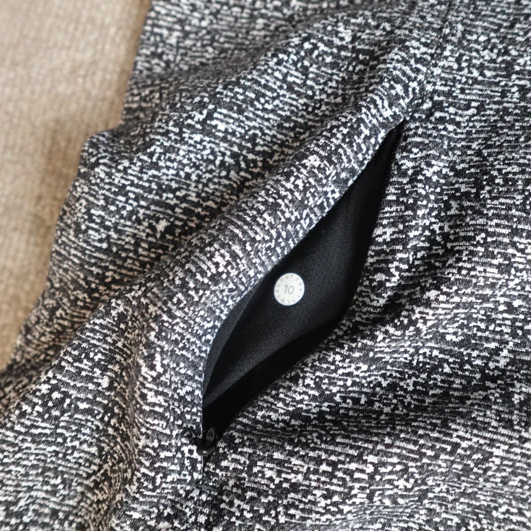 Lululemon Lululemon Womens Sweatshirt Large Gray Long Sleeve LW3BCOST Runderful Jacquard Size L / US 10 / IT 46 - 6 Thumbnail