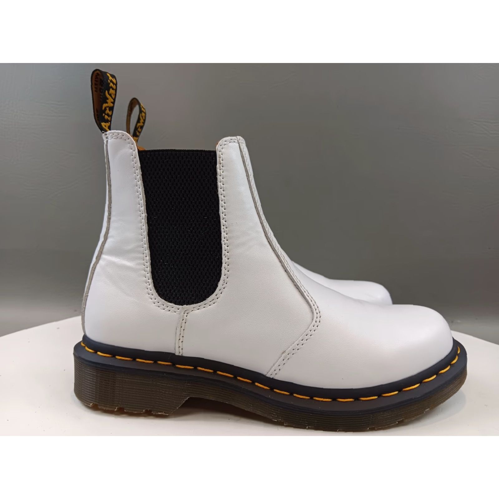 Dr. Martens Dr. Martens 2976 Quad Boots Women's White Platform Leather Chelsea 8 Size US 8 / IT 38 - 7 Thumbnail
