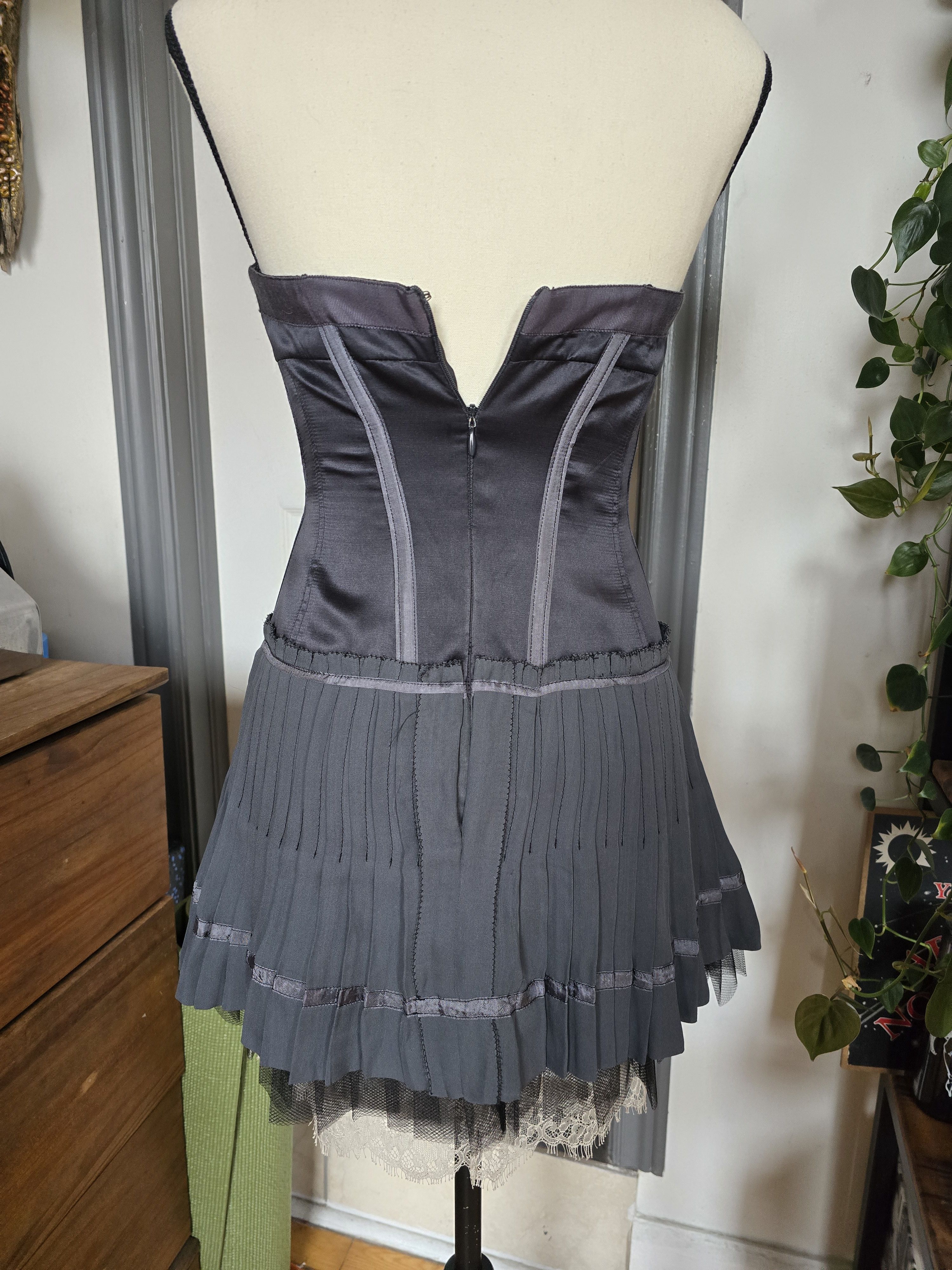 Bcbgmaxazria Runway sample dress Size XS / US 0-2 / IT 36-38 - 2 Thumbnail
