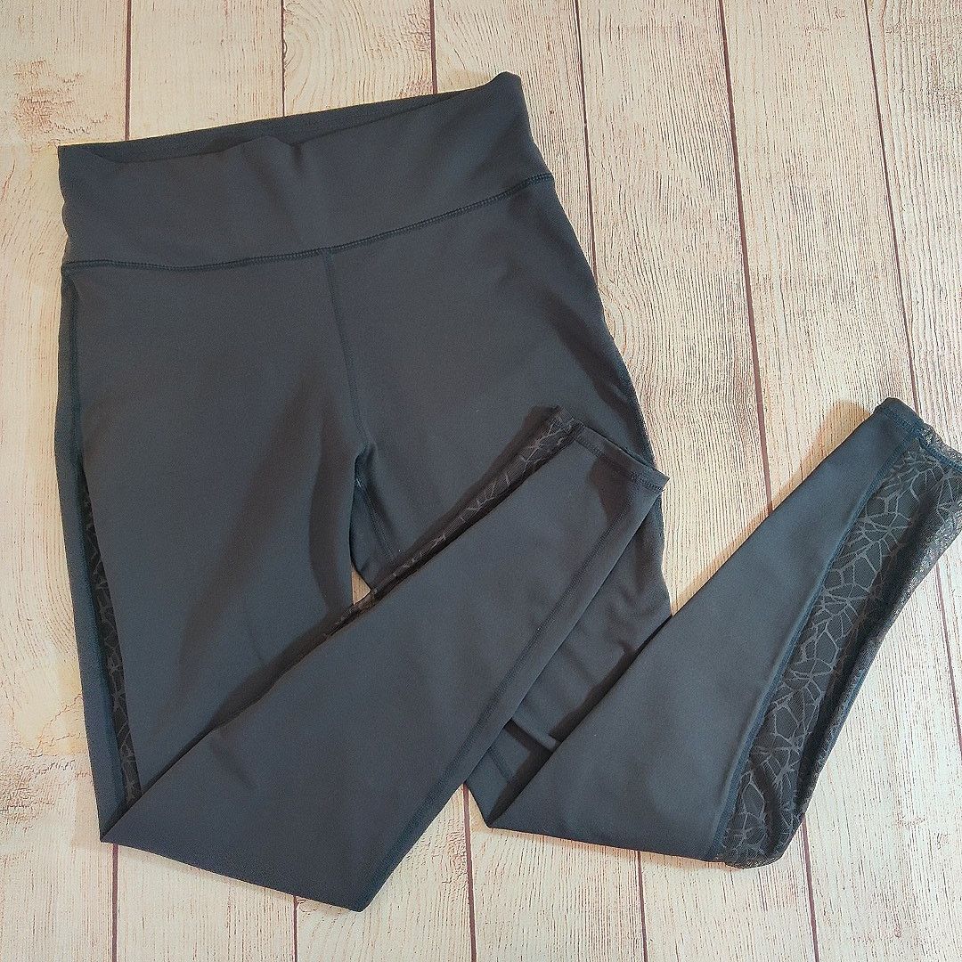 Fabletics Fabletics mesh sides high rise legging sz L Size 34" / US 12 / IT 48 - 1 Thumbnail