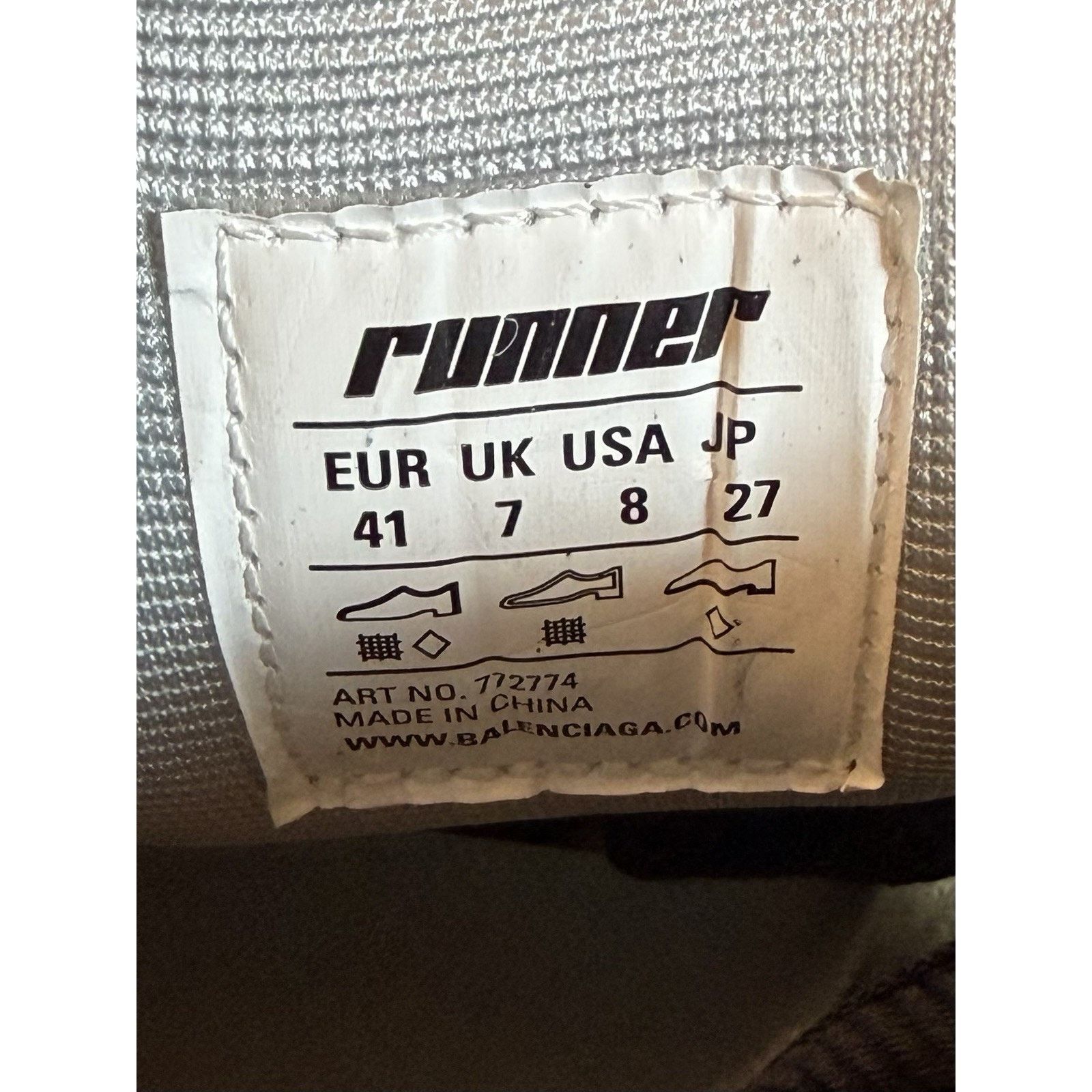 Balenciaga Size 41EU/8US - Balenciaga Runner Grey Pink Blue NEW! Size US 8 / EU 41 - 9 Thumbnail