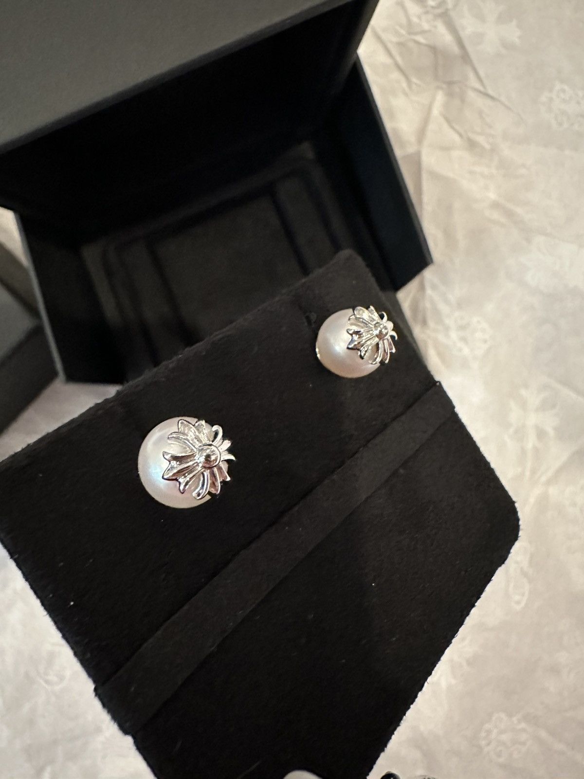 Chrome Hearts Chrome Hearts X Mikimoto 18K White Gold Pearl Earring Stud Size ONE SIZE - 3 Thumbnail