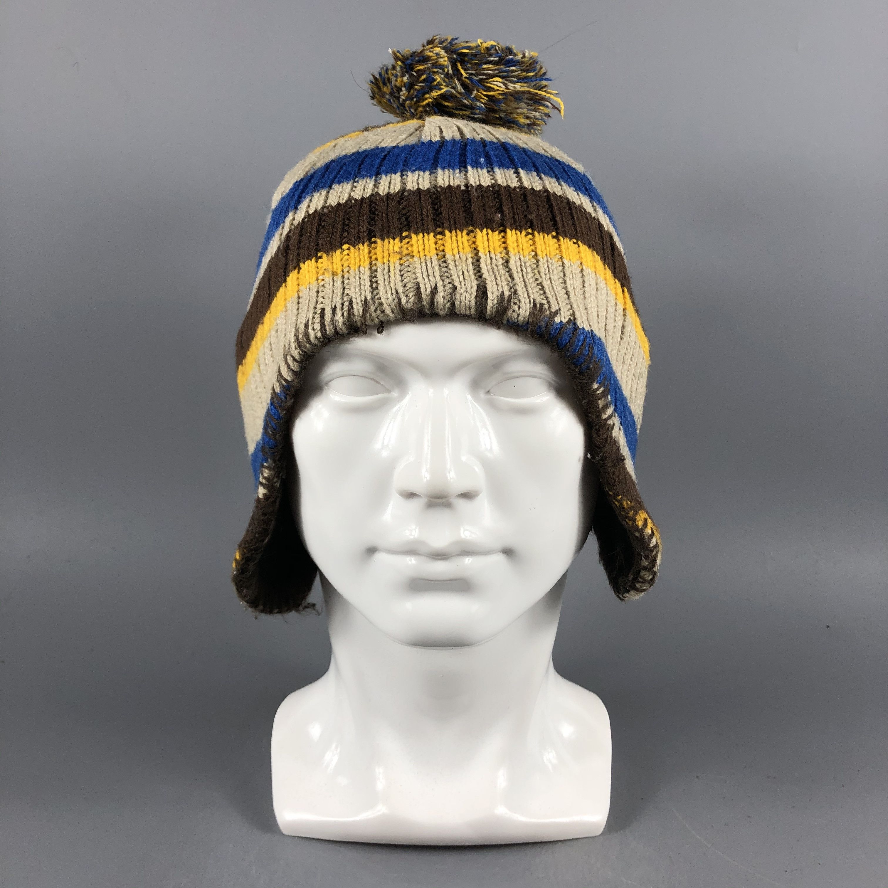 Vintage Ear Flap Hat Stripe PomPom Beanie Snow Hat Snow Cap -D1193 Size ONE SIZE - 2 Thumbnail