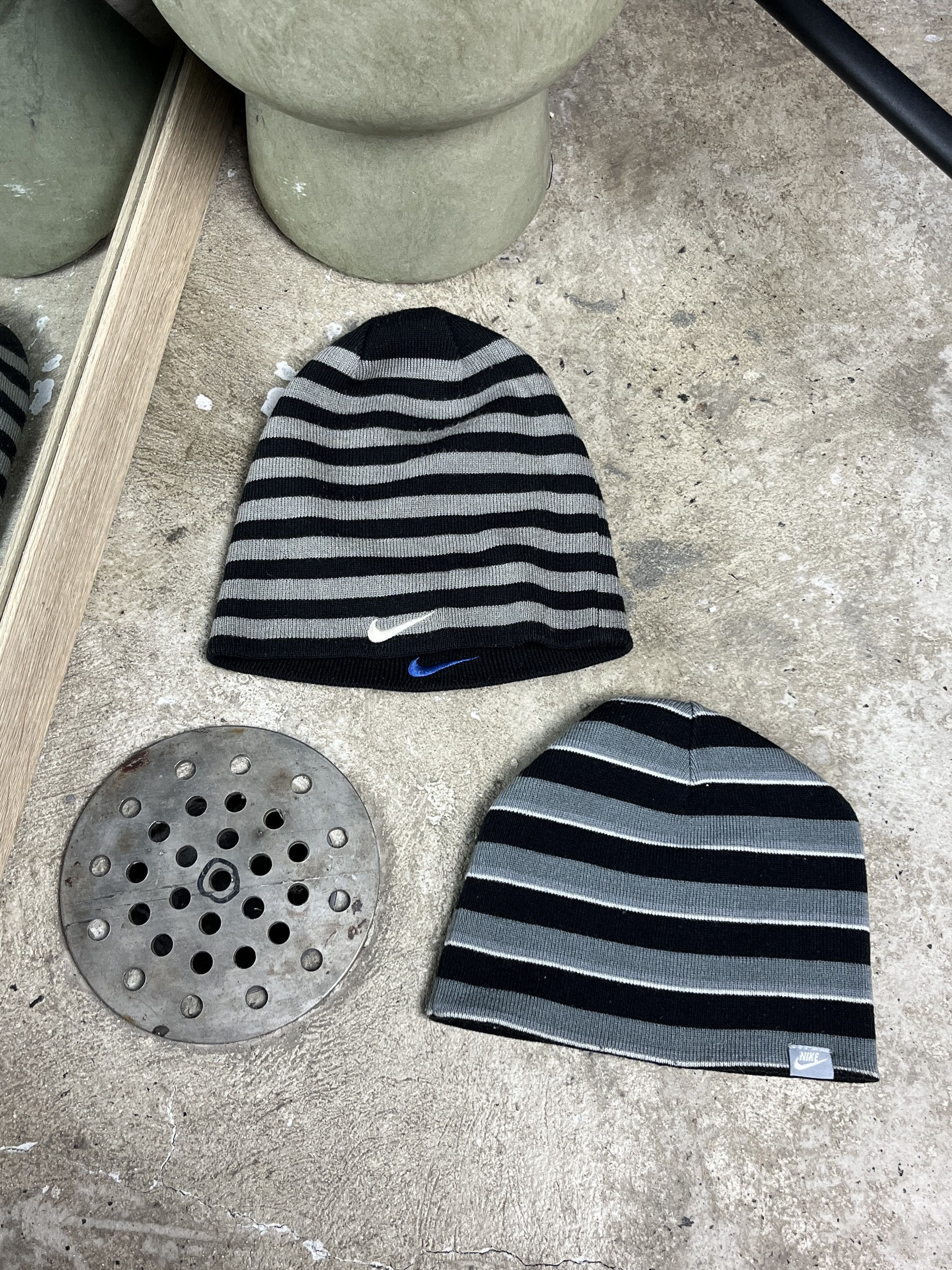 Vintage 2000s NIKE STRIPED REVERSIBLE SWOOSH BEANIE - № 4502 Size ONE SIZE - 6 Thumbnail