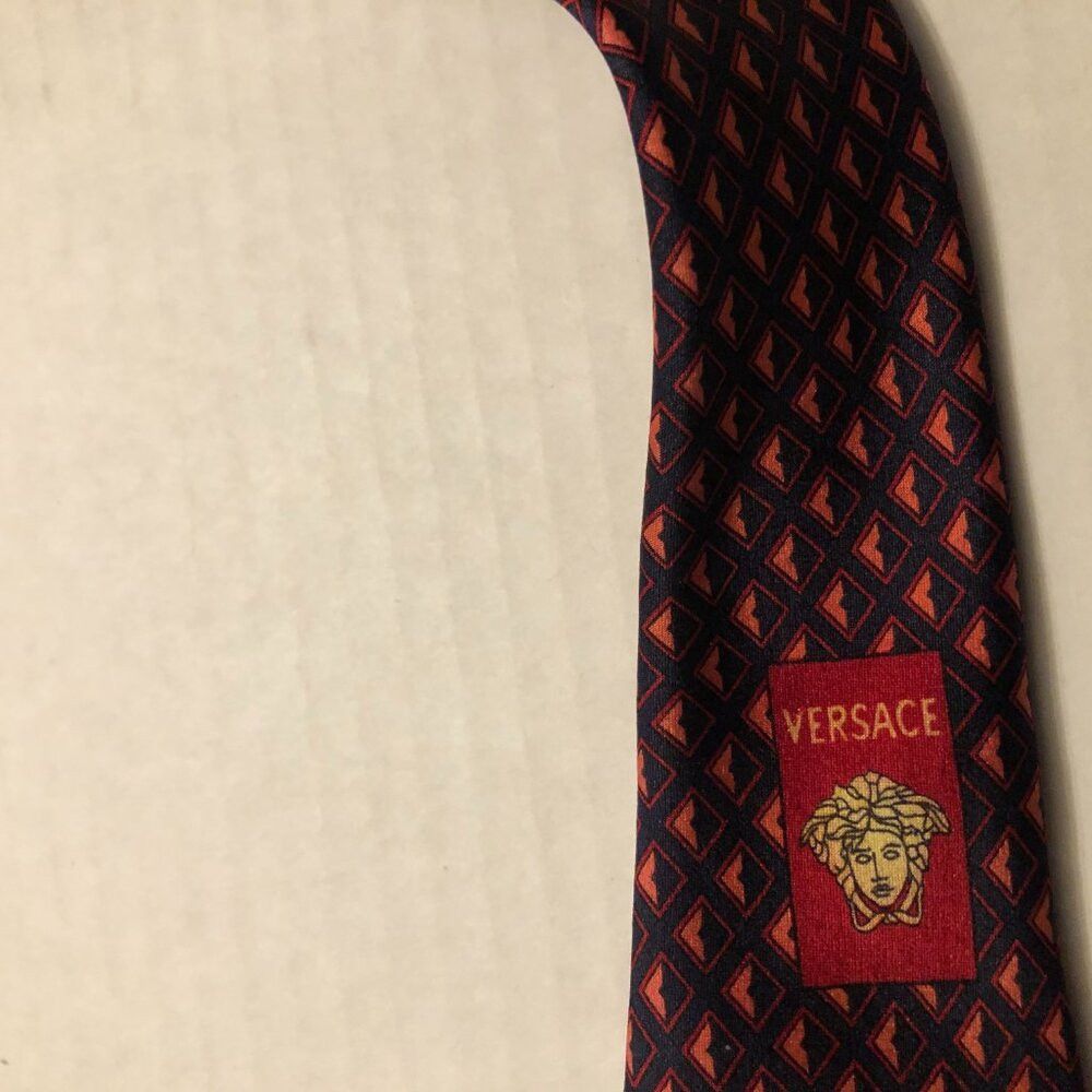 Versace VERSACE MEN'S NAVY 100%SILK TIE 3 5/8" X61 1/2" Size ONE SIZE - 12 Thumbnail