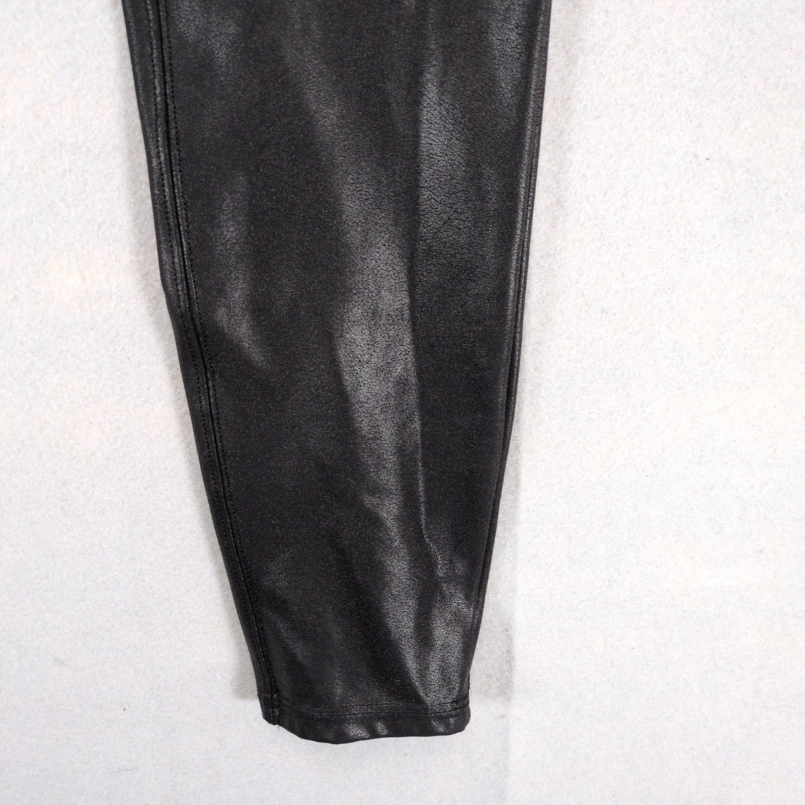 Spanx Spanx Sara Blakely Faux Leather Pebble Texture Black Legging Size 30" / US 8 / IT 44 - 5 Thumbnail