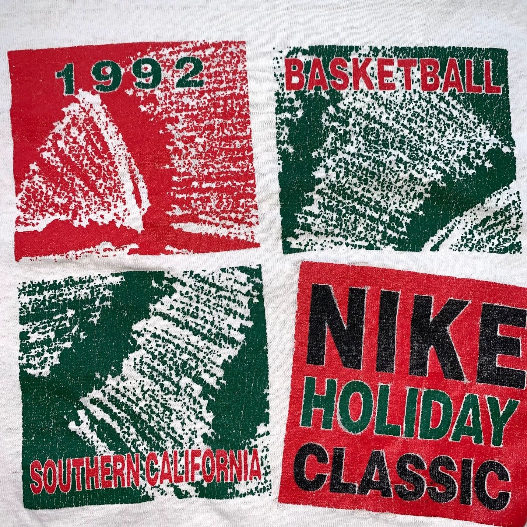 Nike VINTAGE Nike T Shirt Mens XL White Crew Neck Short Sleeve Jord an Holiday Classics Christmas 90s Rare Size US XL / EU 56 / 4 - 3 Thumbnail