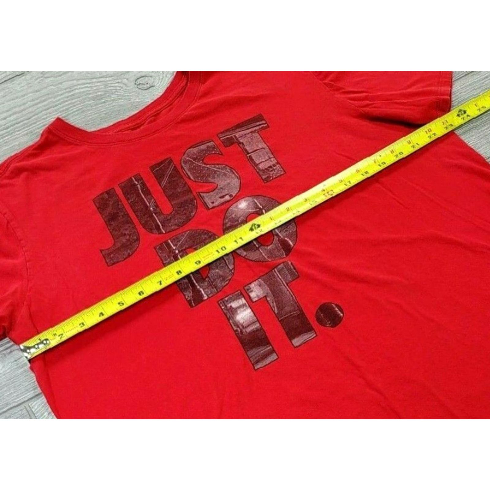 Nike Nike Tee Shirt Basketball Just Do It Logo Short Sleeve Mens XL Athletic Red Black Logo T-Shirt Basketball 90s Size US XL / EU 56 / 4 - 5 Thumbnail