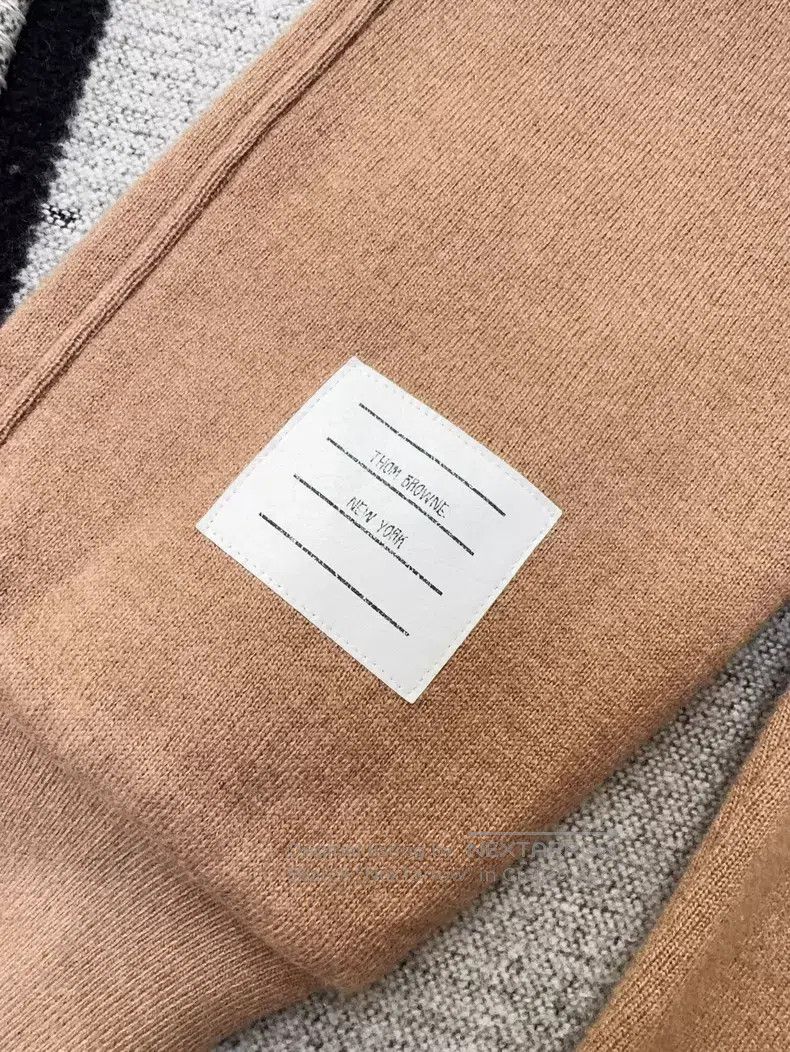 Thom Browne Thom Browne Coffee-colored four-striped sweatpants, casual Size 25" / US 0 / IT 36 - 8 Thumbnail