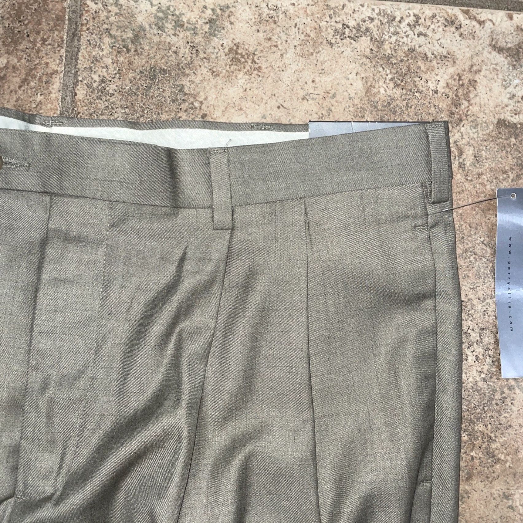 Perry Ellis Perry Ellis Pants Mens 40x30 Beige Khaki Dress Pants NWT Regular Size 40 Inseam 30 Mens Size US 40 / EU 56 - 2 Thumbnail