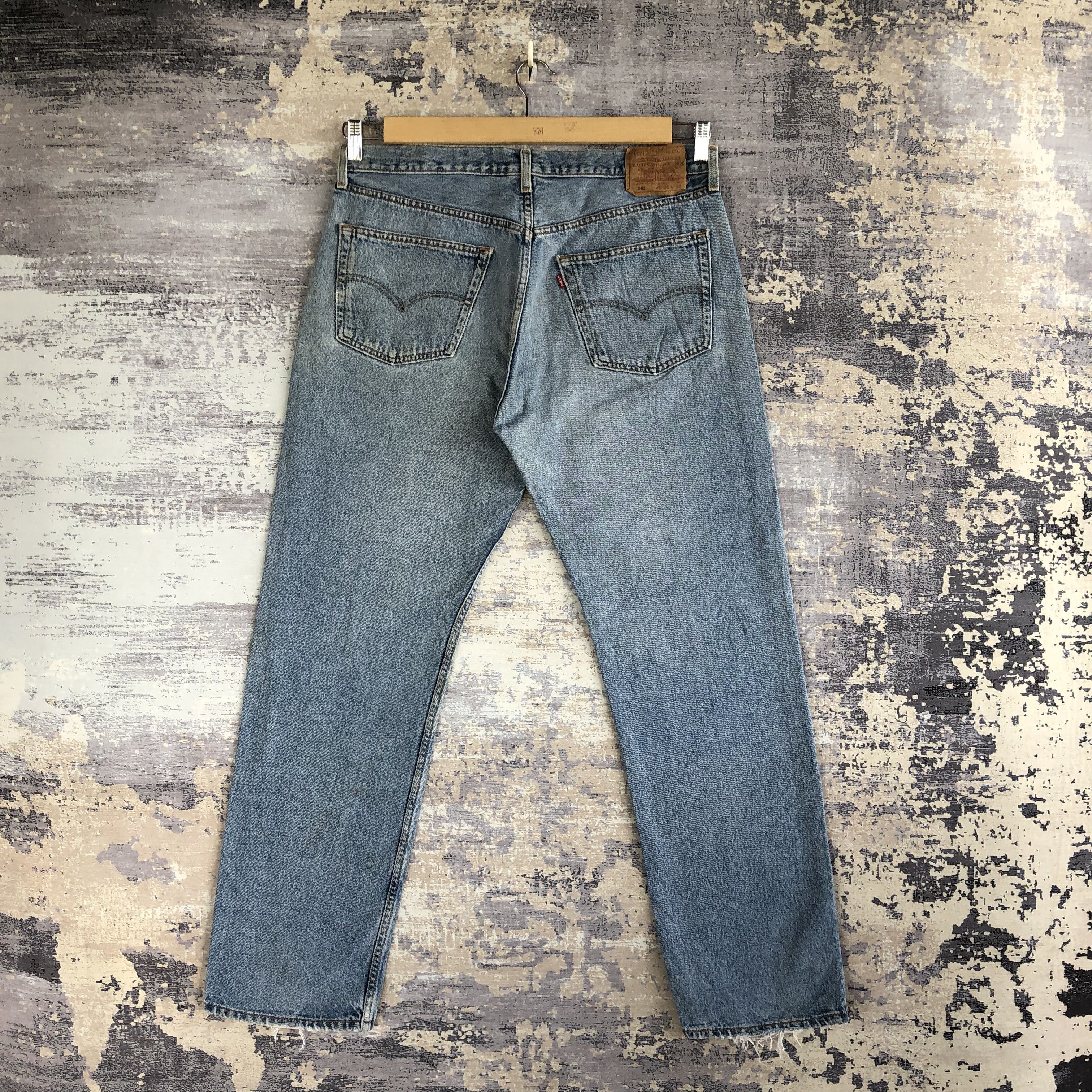 Levi's Vintage 90's Levis 501 Faded Jeans Levi's Light Wash Denim Size US 34 / EU 50 - 2 Thumbnail
