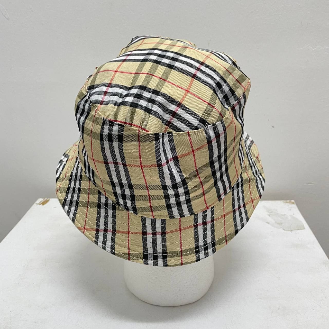 Vintage ⭐️SALE⭐️ BUCKET HAT CHECK PRINT BURBERRY Size ONE SIZE - 3 Thumbnail