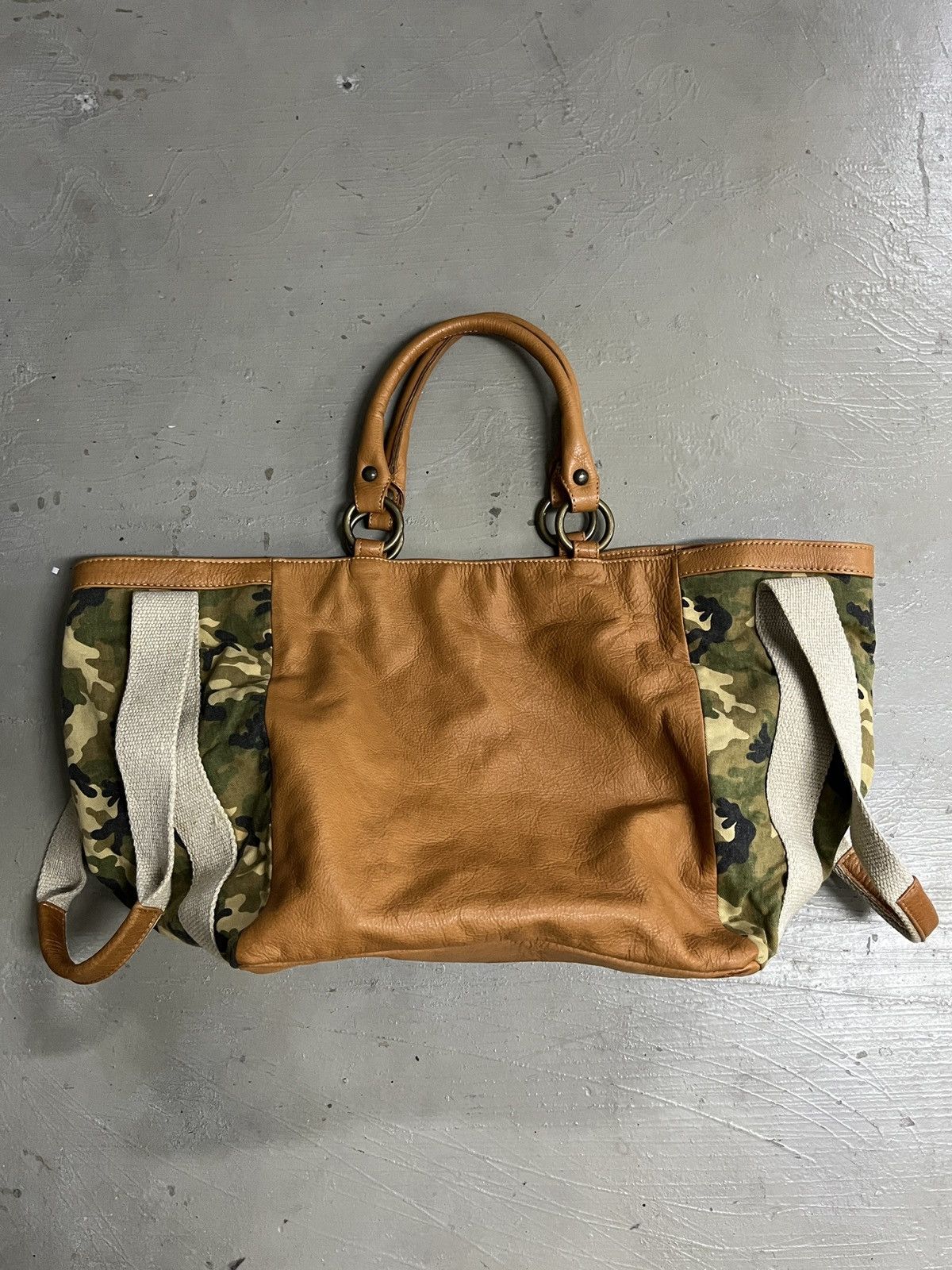 Leather Leather Hybrid Camo Canvas Patina Brown Leather Weekend Bag Size ONE SIZE - 9 Thumbnail