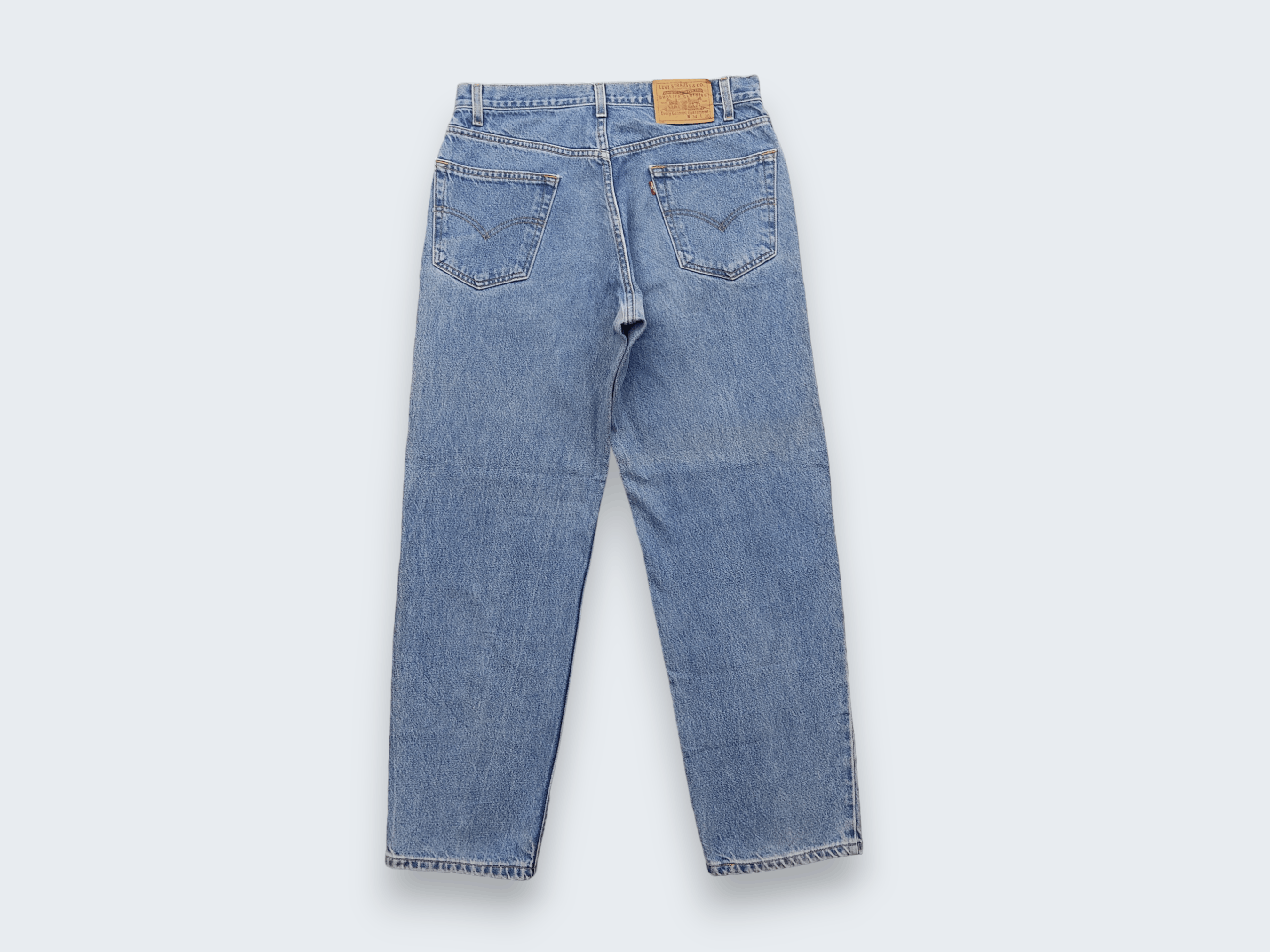 Vintage 90s Levis Jeans L189