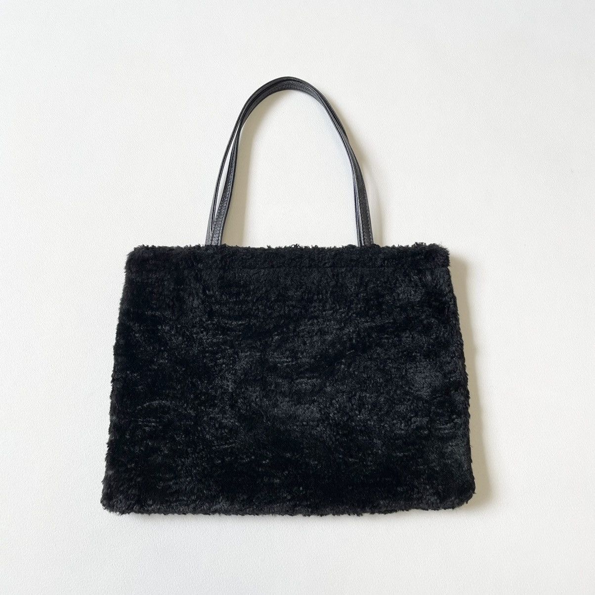 Miu Miu A/W 1999 Black Shearling Mini Hand Bag Size ONE SIZE - 2 Thumbnail