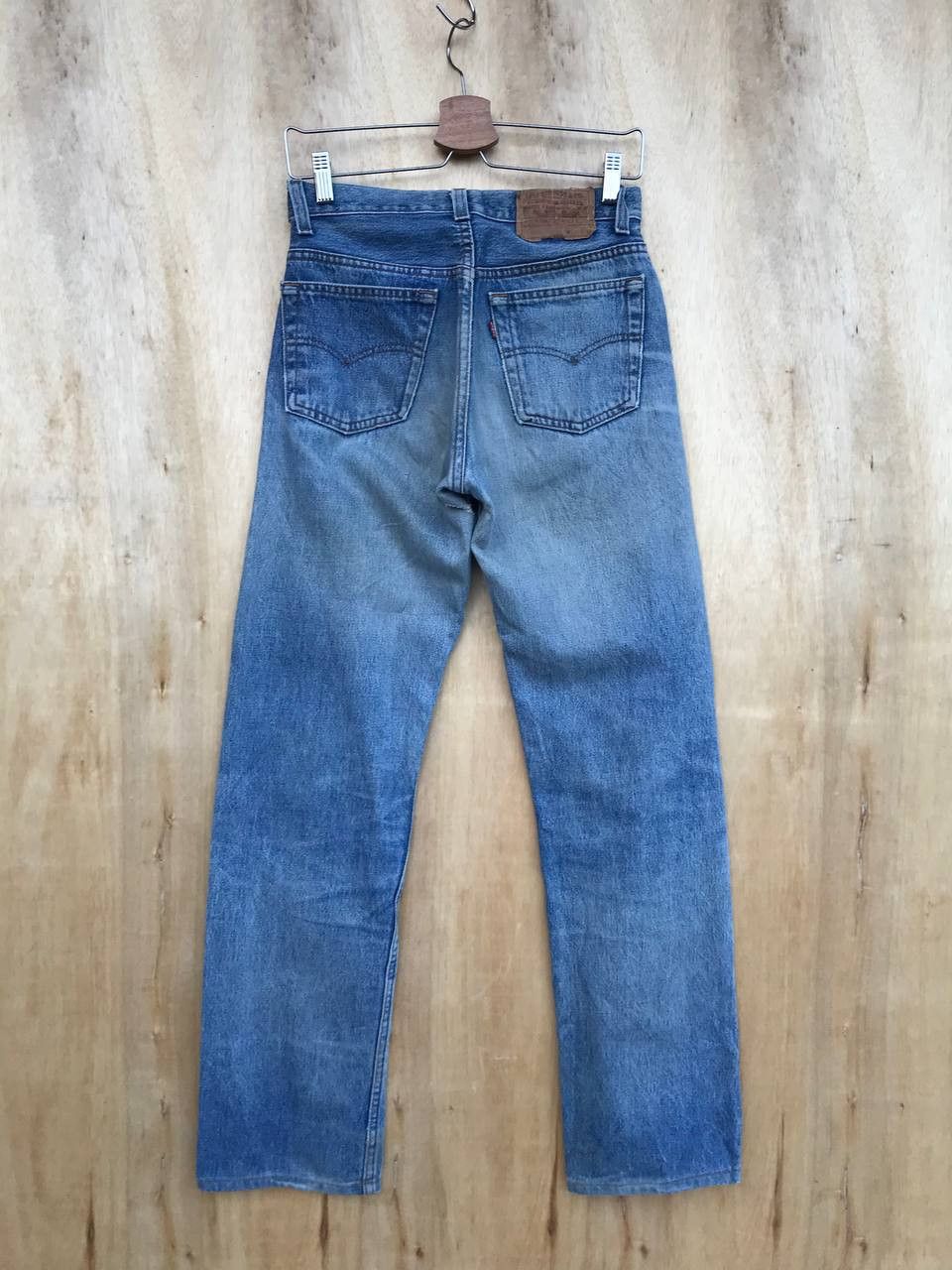 Levi's VINTAGE 1989 LEVIS 501 DISTRESSED JEAN LIGHWASH W27X30 Size US 27 - 4 Thumbnail