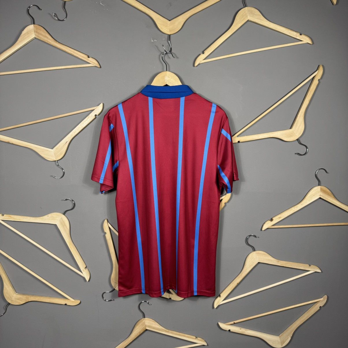 Vintage Aston Villa 90s Muller Blokcore Soccer Jersey Size US L / EU 52-54 / 3 - 6 Thumbnail