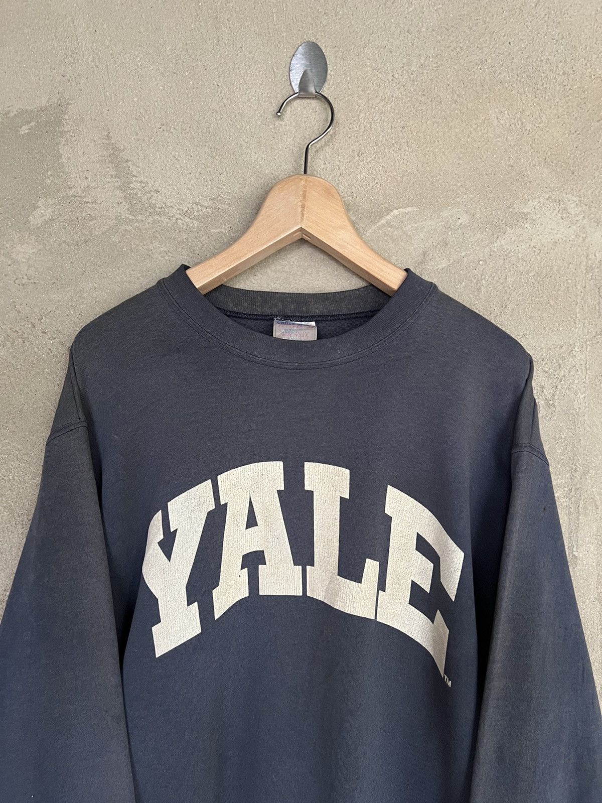 Vintage Vintage Yale Spell Out Sweatshirt Size US M / EU 48-50 / 2 - 3 Thumbnail