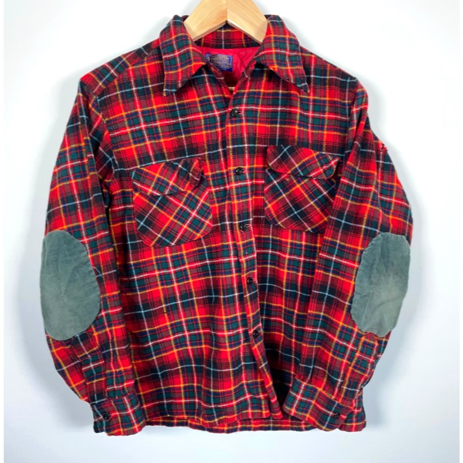 Pendleton VINTAGE Pendleton Board Shirt Wool Red Plaid 70s 60s 70s Grunge Button-Up Collar Loop Collar Large Mens Wool Flannel Casual Workwear Size US L / EU 52-54 / 3 - 2 Thumbnail