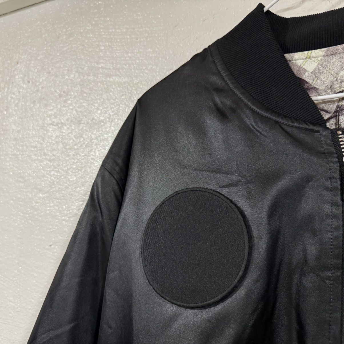 Nike Nike Reversible Graphic Satin Bomber Jacket AT4373-010 2X Size US XXL / EU 58 / 5 - 13 Thumbnail