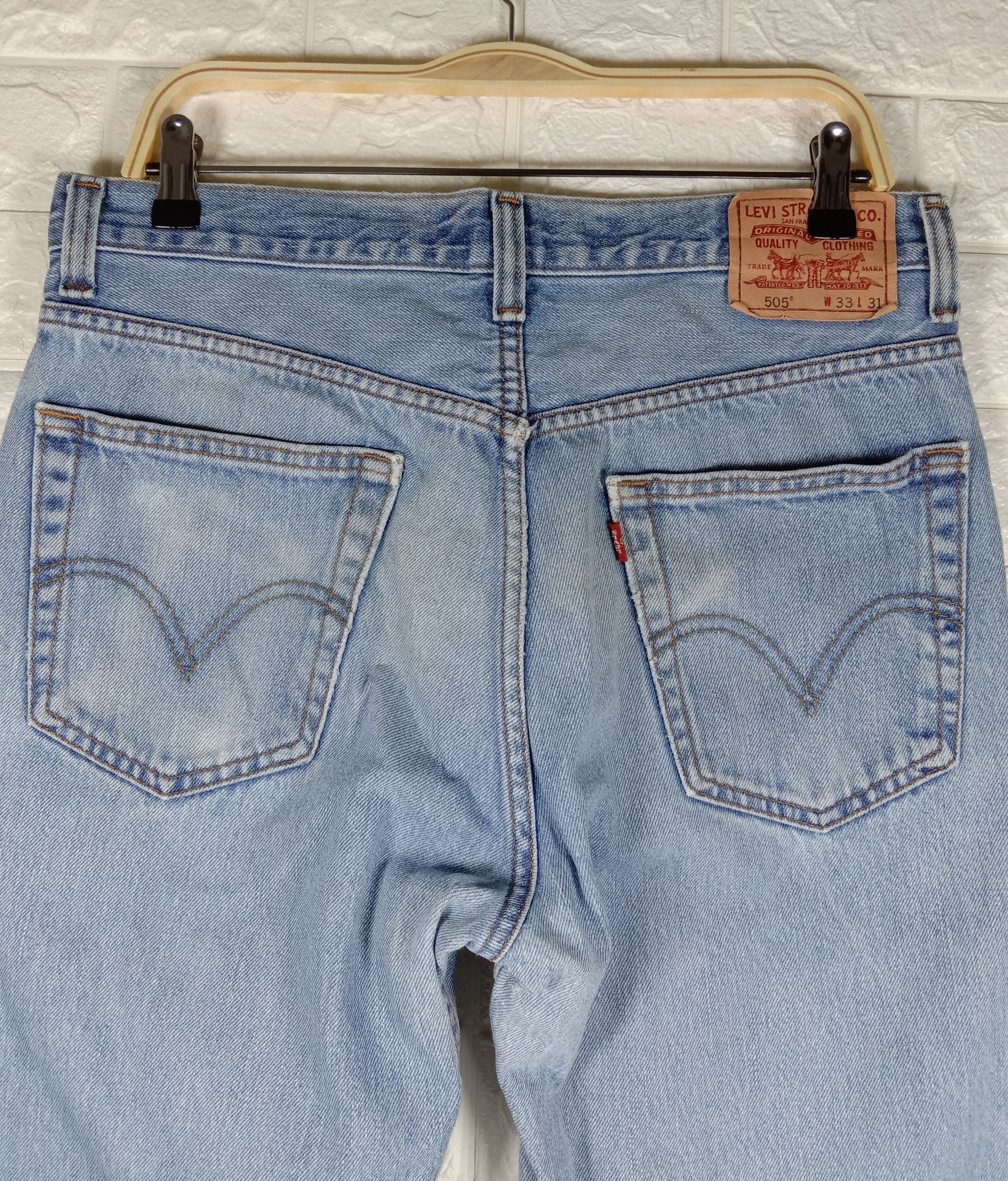 Levi's Vintage Levi's 505 Jeans Faded Blue Distressed Denim Size US 33 - 6 Thumbnail