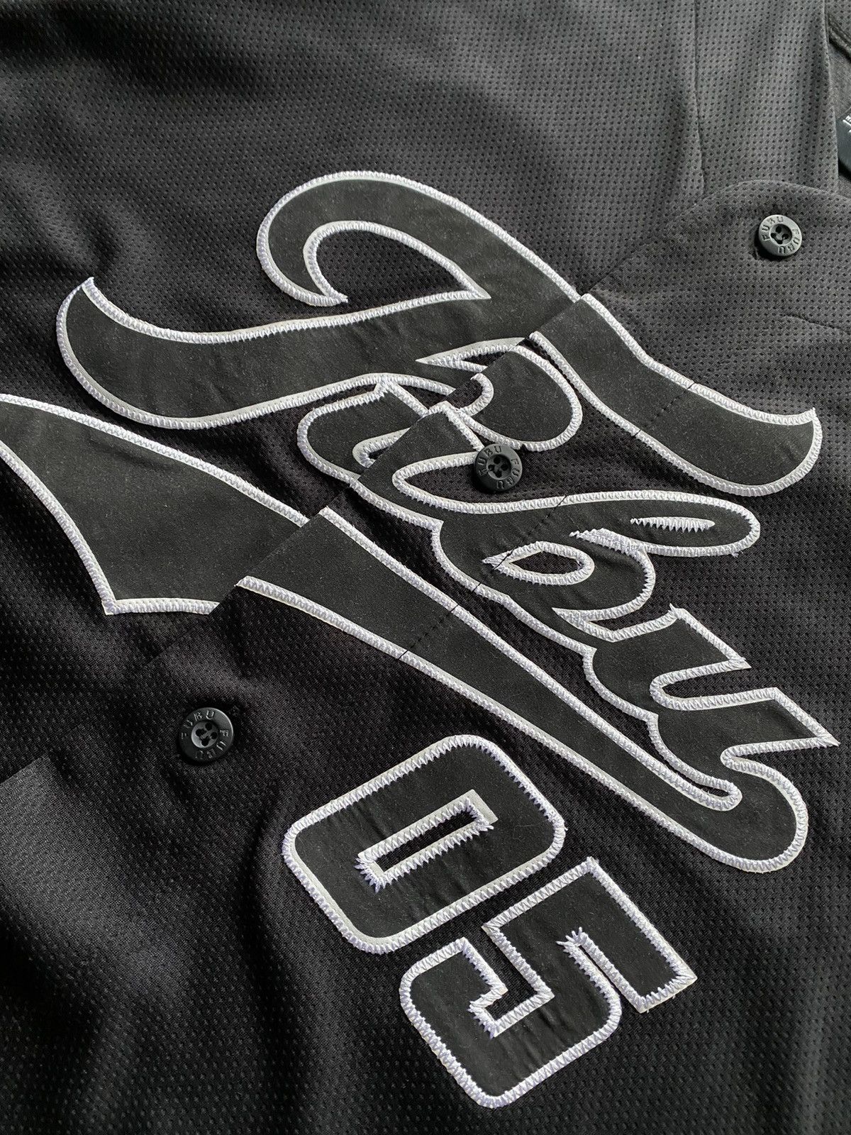 Fubu Vintage Y2K Fubu 05 Drill Rap Skate T-shirt Jersey Overshirt Size US L / EU 52-54 / 3 - 8 Thumbnail