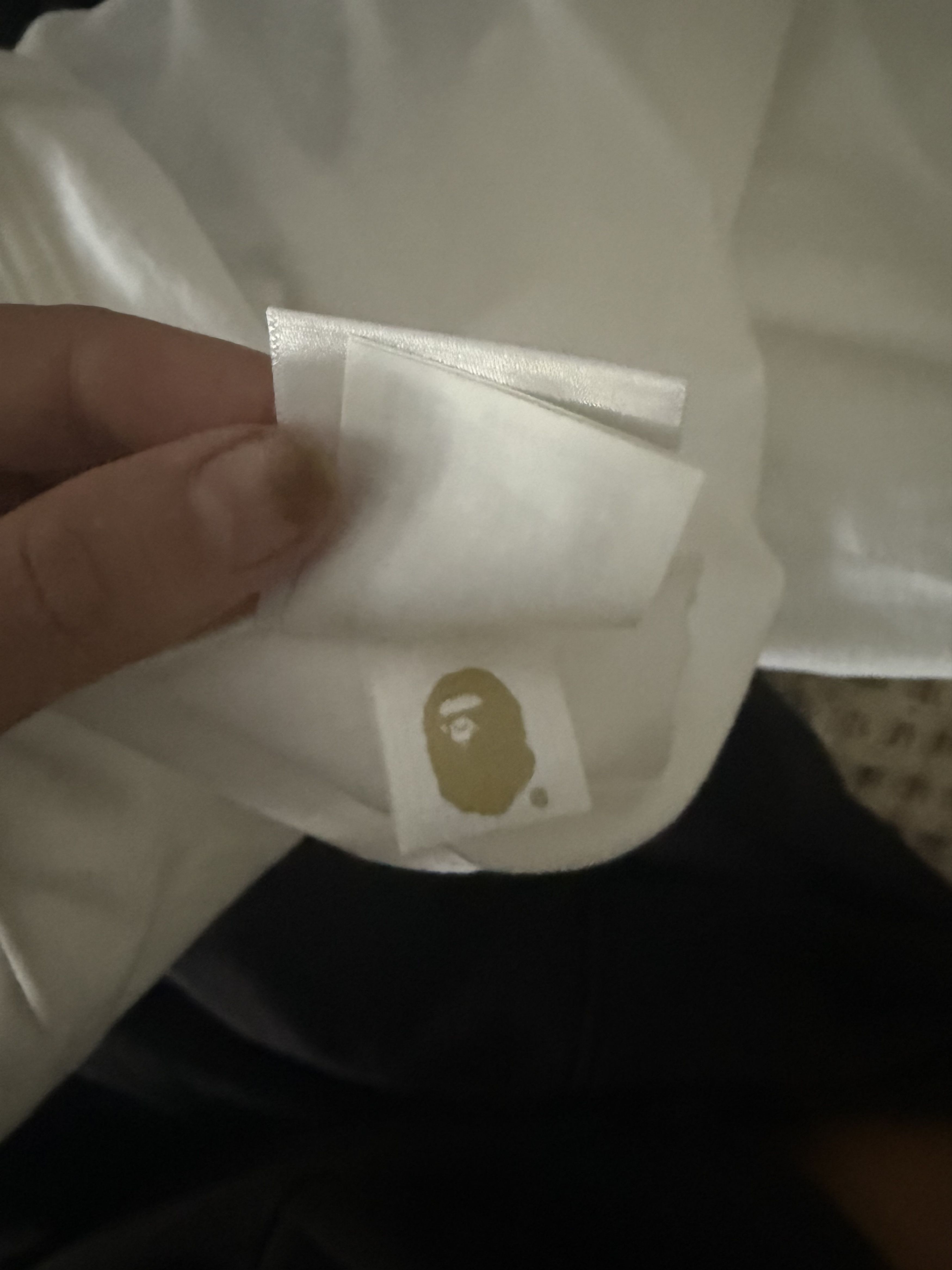 Bape A Bathing Ape Bape Store Shibuya White Green T shirt Size US XXL / EU 58 / 5 - 4 Thumbnail