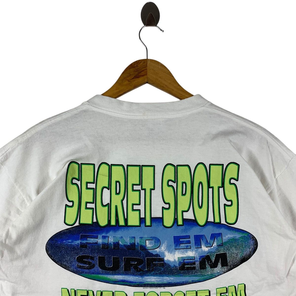 Gotcha Vintage 90s GOTCHA big logo back hit spellout surfing tee Size US M / EU 48-50 / 2 - 10 Thumbnail