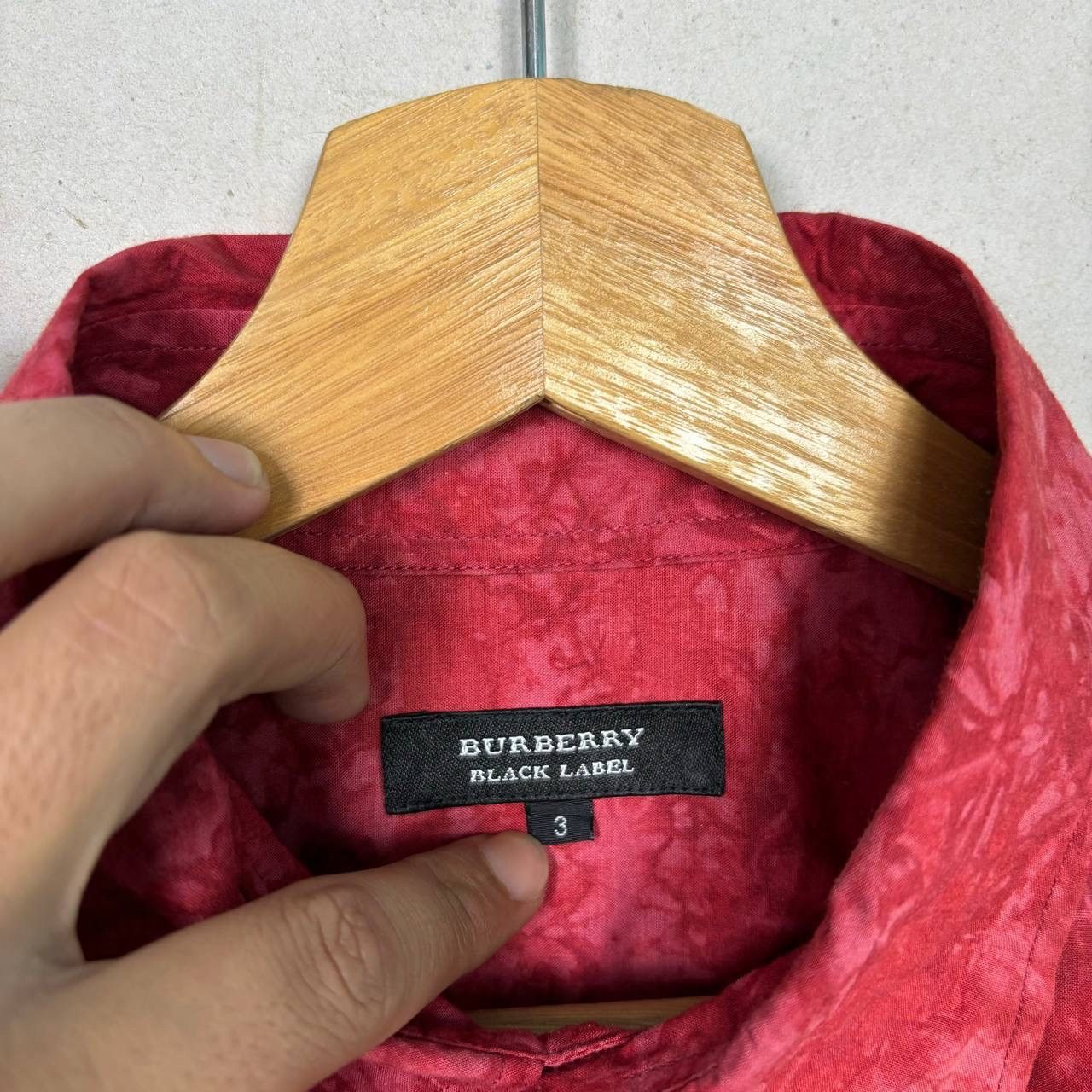 Burberry Burberry Black Label Red Batik Shirt Luxury Style Size US L / EU 52-54 / 3 - 5 Thumbnail
