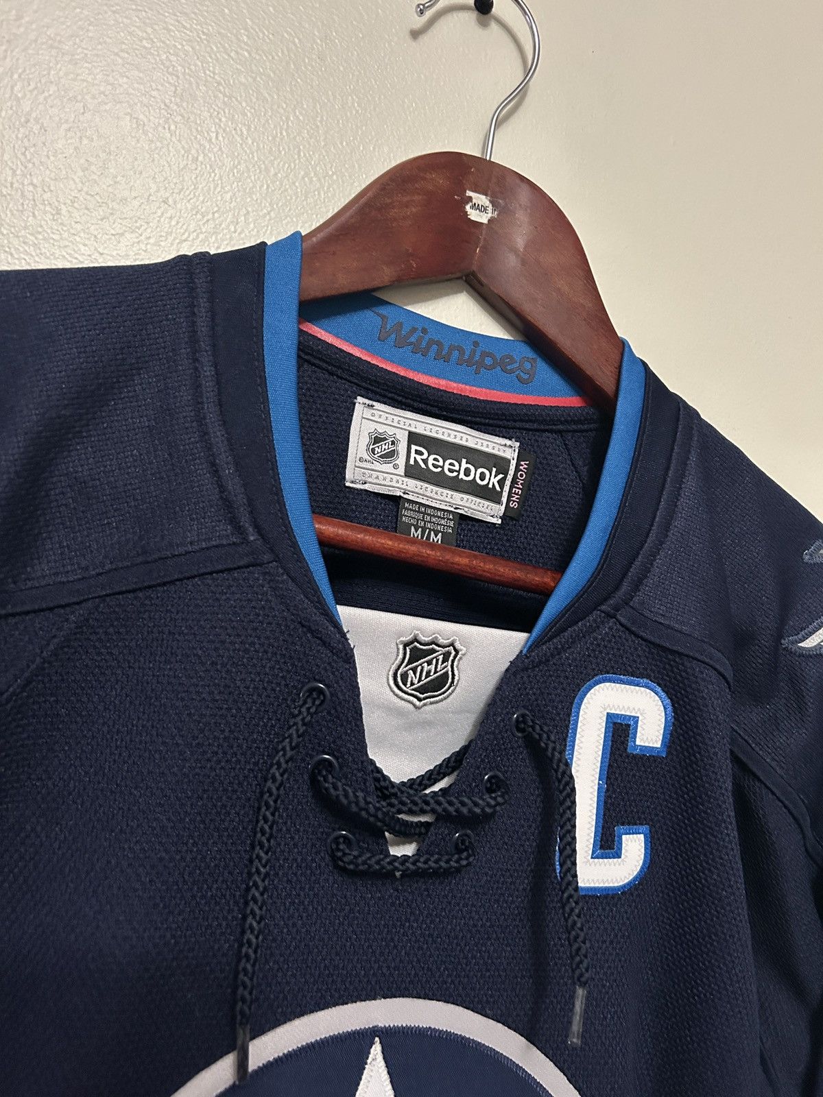 NHL × Reebok Women’s Reebok Winnipeg Jets Andrew Ladd NHL Jersey Size M / US 6-8 / IT 42-44 - 2 Thumbnail