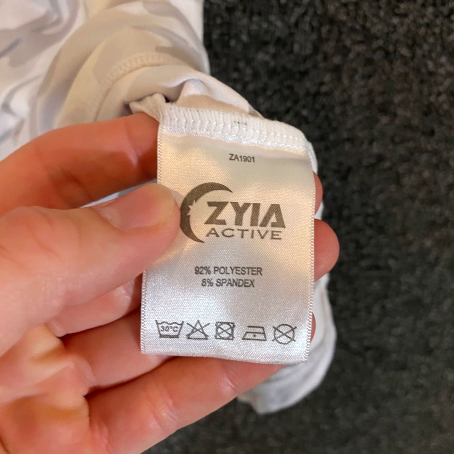 Vintage Zyia Active Tank Top Womens XL White Gray Camo Lightweight Tank Shirt Sports Activewear Fit Classic Size XL / US 12-14 / IT 48-50 - 5 Thumbnail