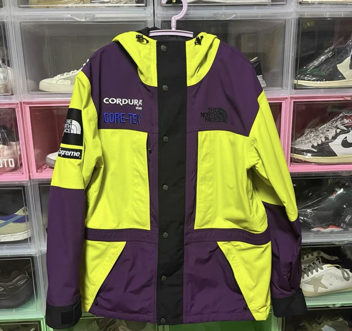 The North Face Supreme tnf north face expedition Jacket sulphur colorway Size US L / EU 52-54 / 3 - 1 Thumbnail