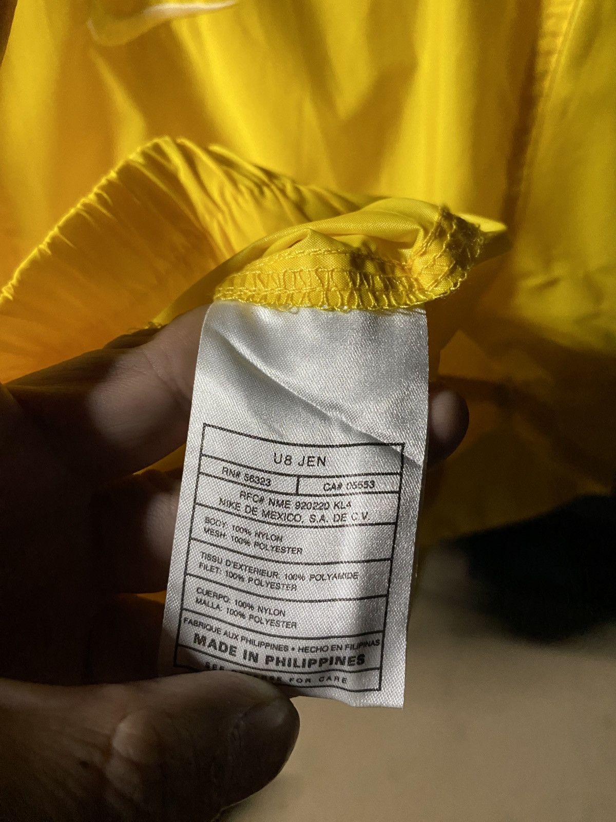Nike 90’s Vintage Nike Yellow windbreaker Jacket Medium Size US M / EU 48-50 / 2 - 8 Thumbnail