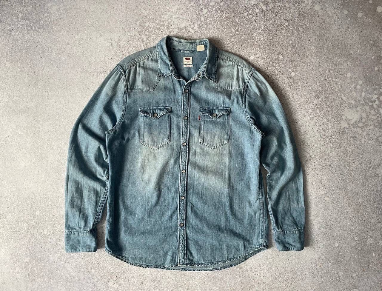 Levi's × Levi's Vintage Clothing × Vintage Vintage 90s Levi’s Washed Blue Denim Shirts Button Up Y2K Size US L / EU 52-54 / 3 - 1 Thumbnail